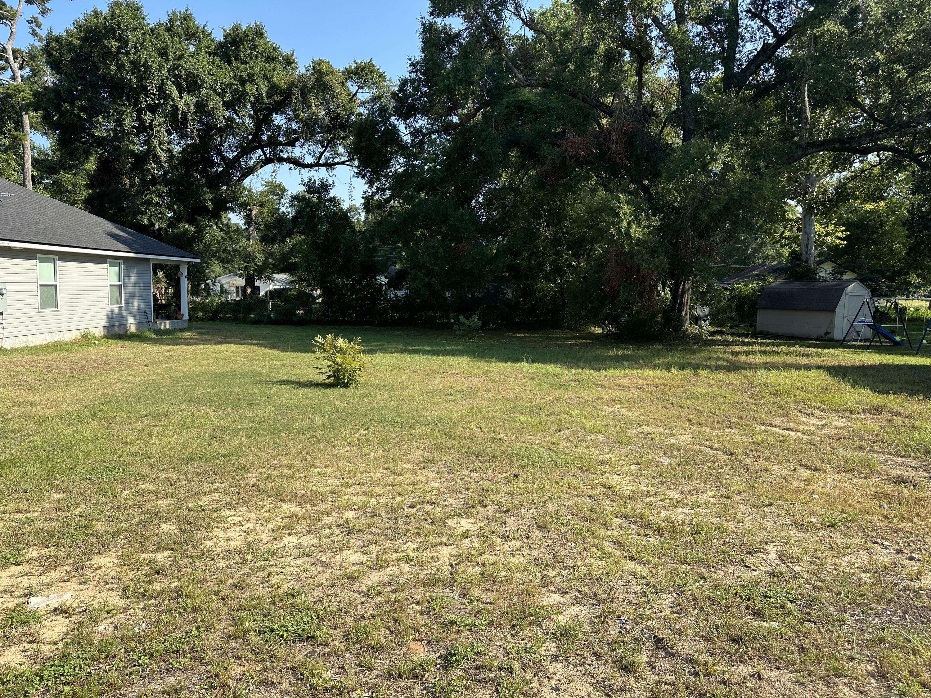 Crestview, FL 32536,812 W Walnut Avenue