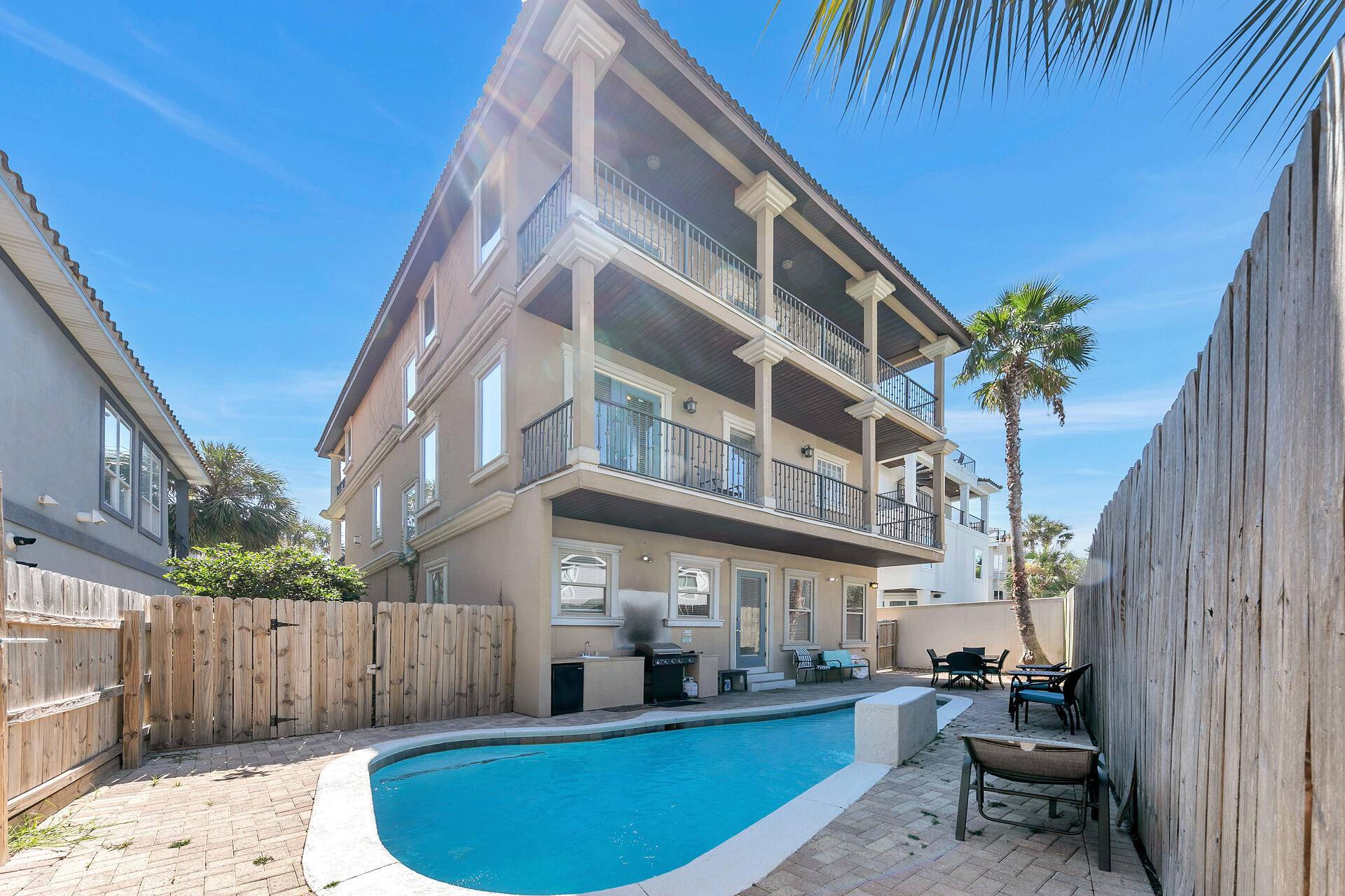 Destin, FL 32541,106 Sandprint Circle