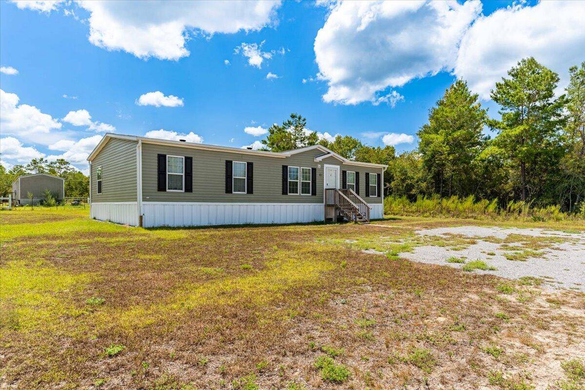 Defuniak Springs, FL 32433,97 Pinetree Lane