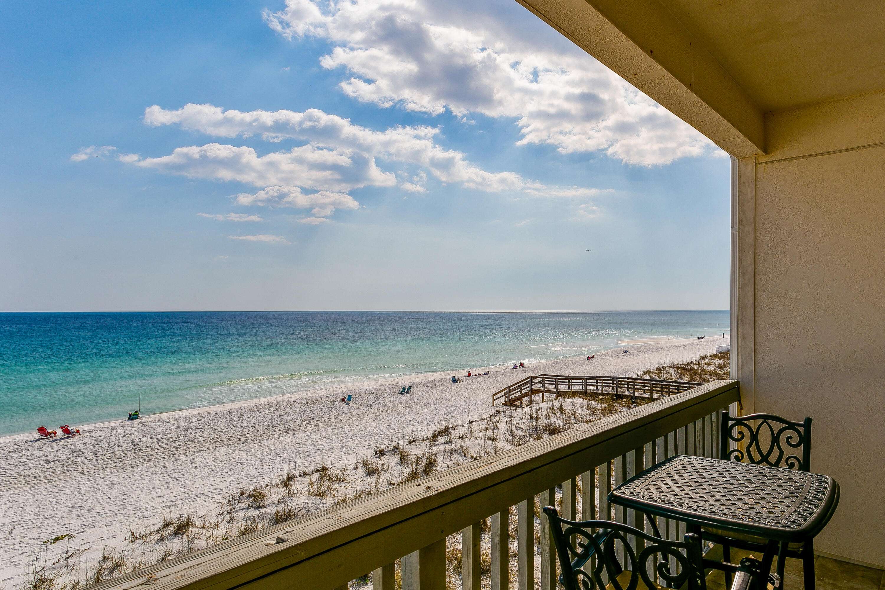 Pensacola Beach, FL 32561,1625 Bulevar Mayor Street  #M4