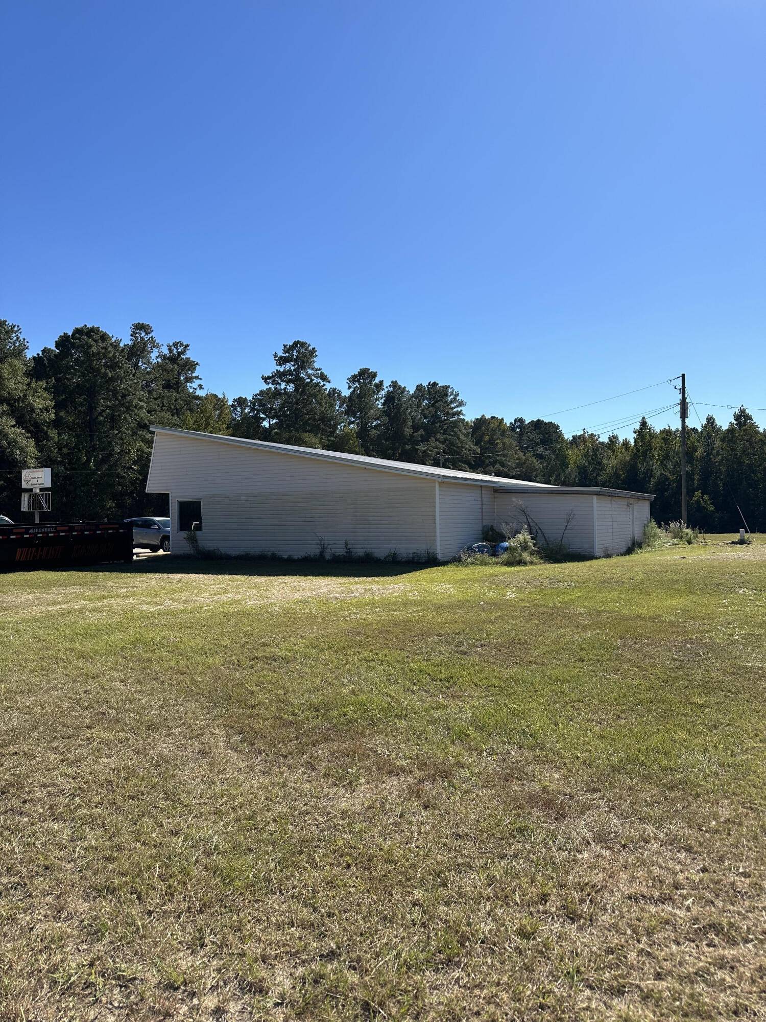 Laurel Hill, FL 32567,8072 N Hwy 85