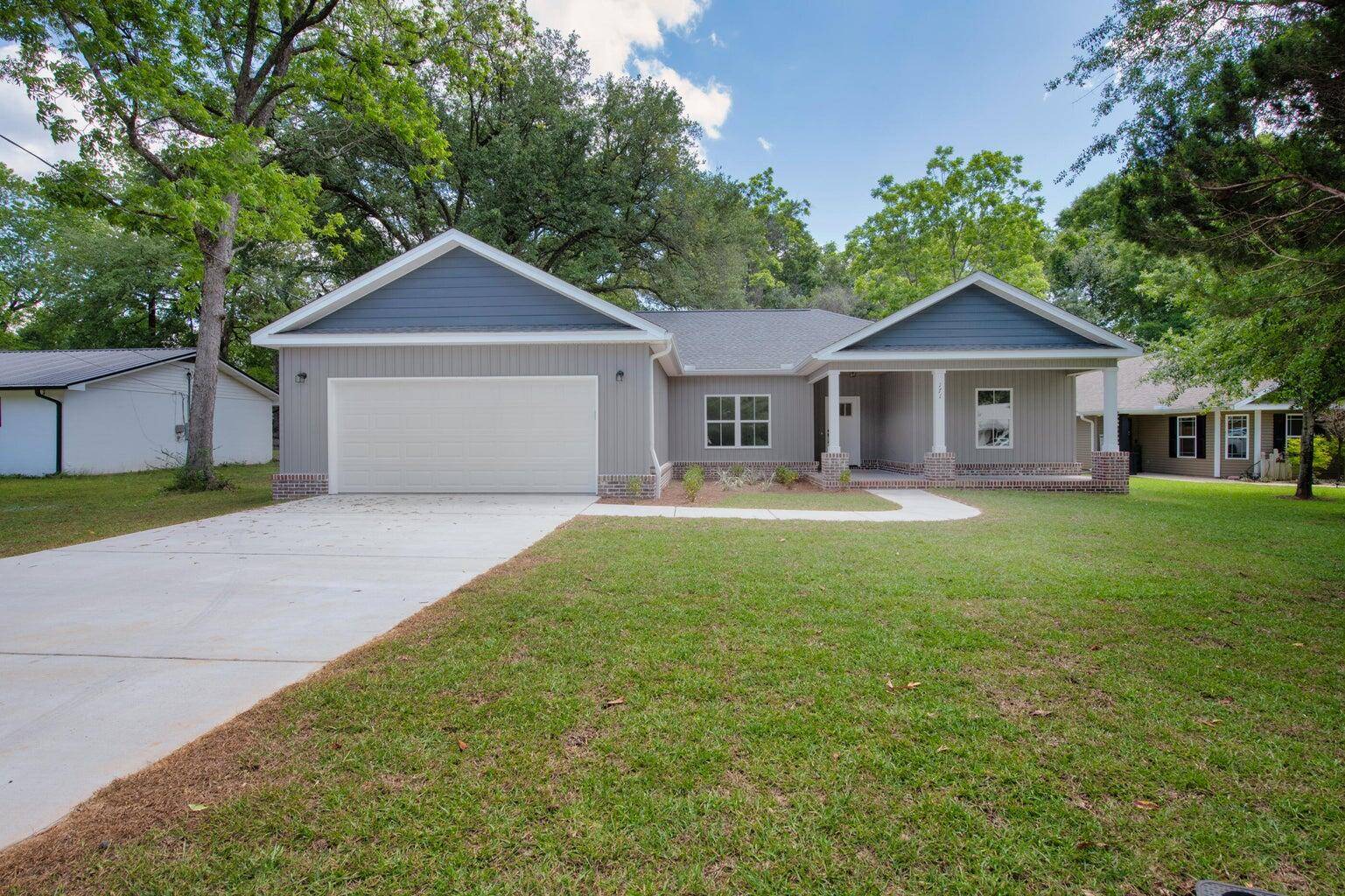 Laurel Hill, FL 32567,6814 Interlachen Lane