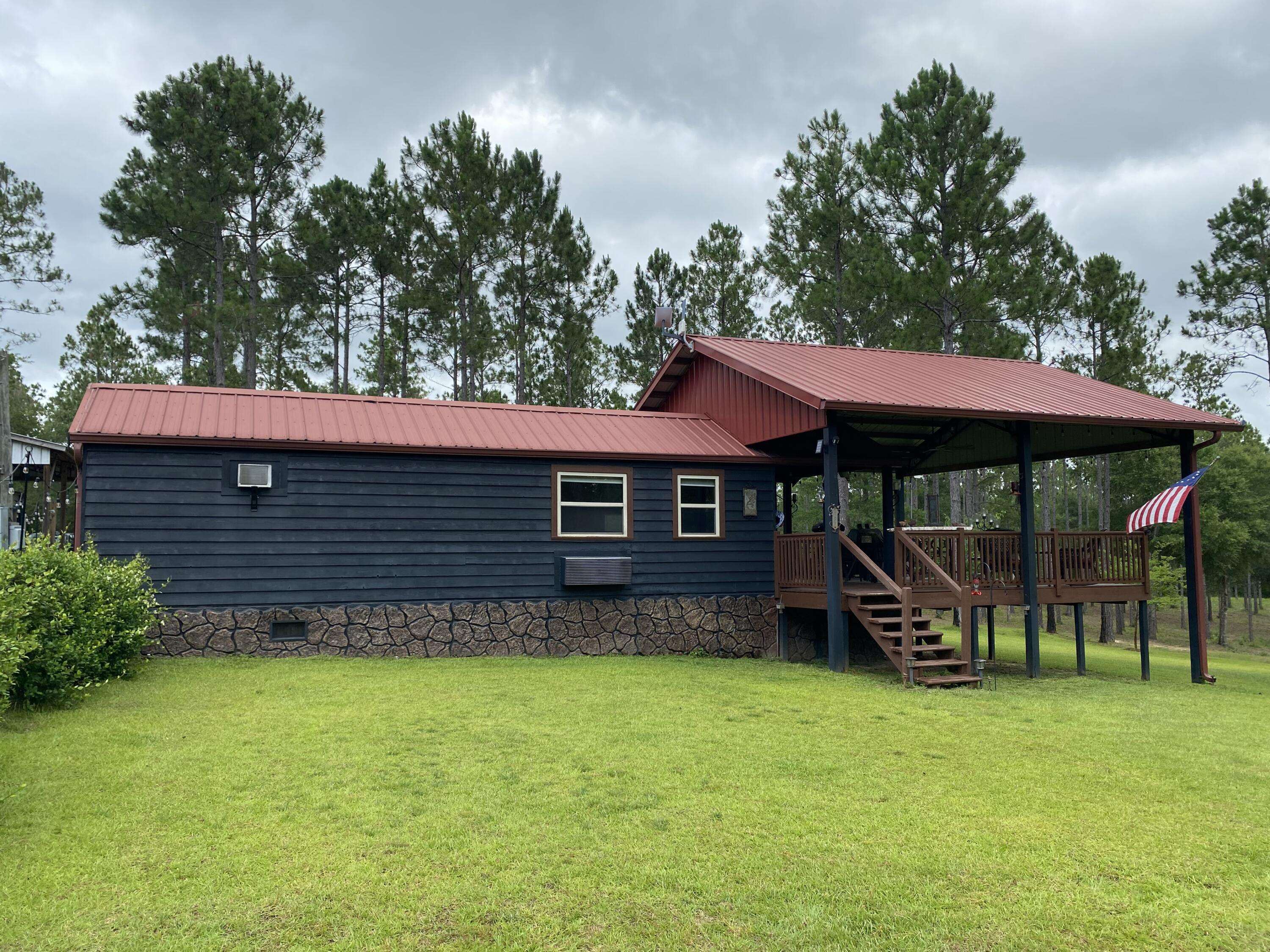 Laurel Hill, FL 32567,629 E chapel road Road