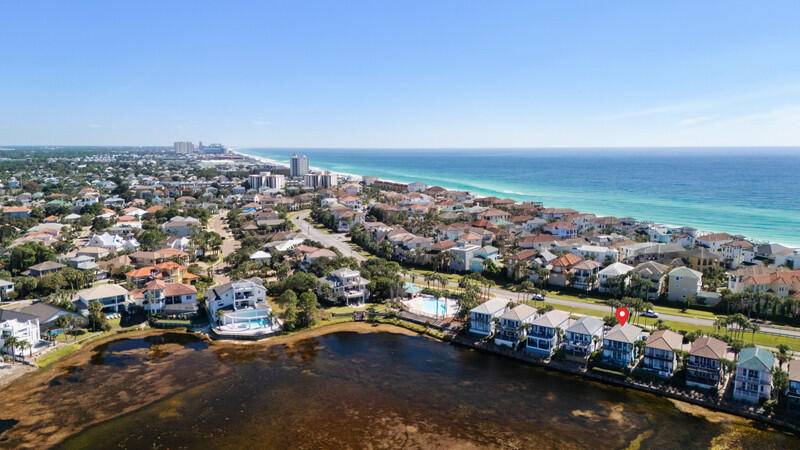 Destin, FL 32541,3551 Scenic Hwy 98  #20