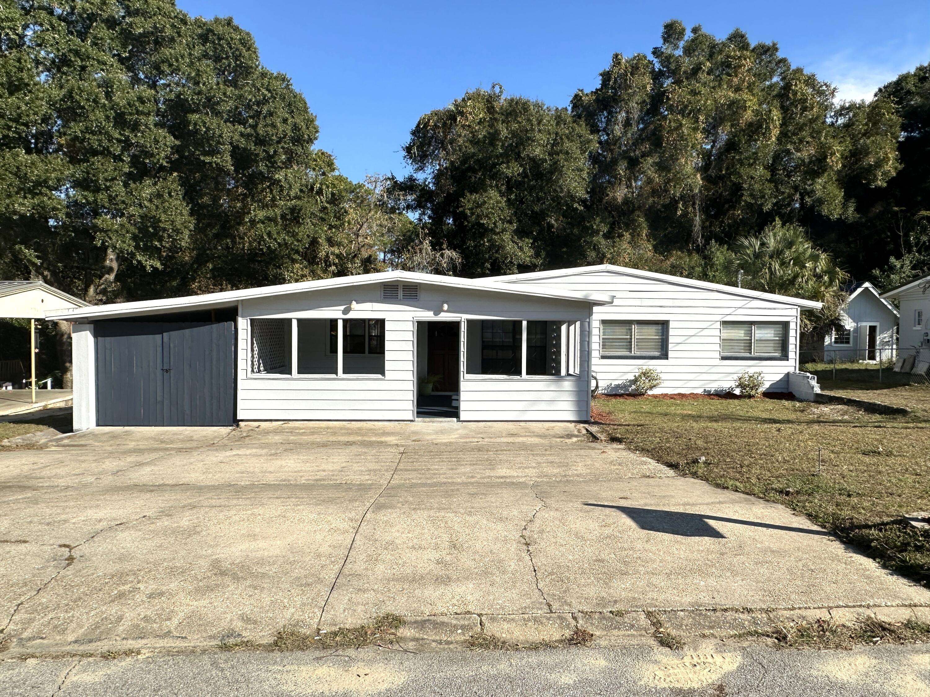 Crestview, FL 32539,108 Sikes Drive