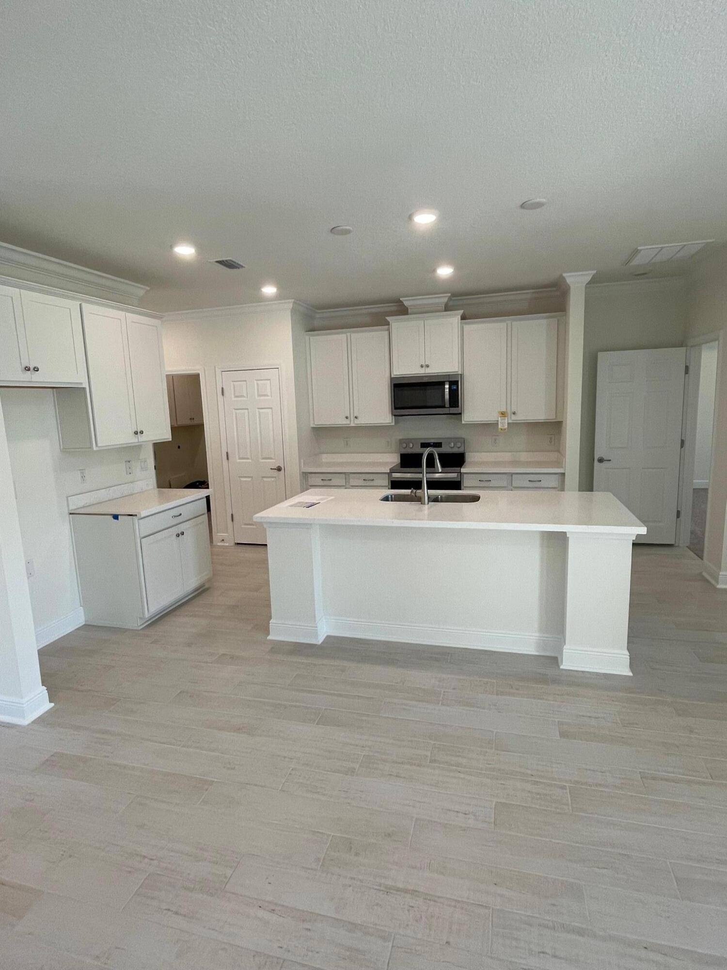 Freeport, FL 32439,836 Coastal Breeze Drive