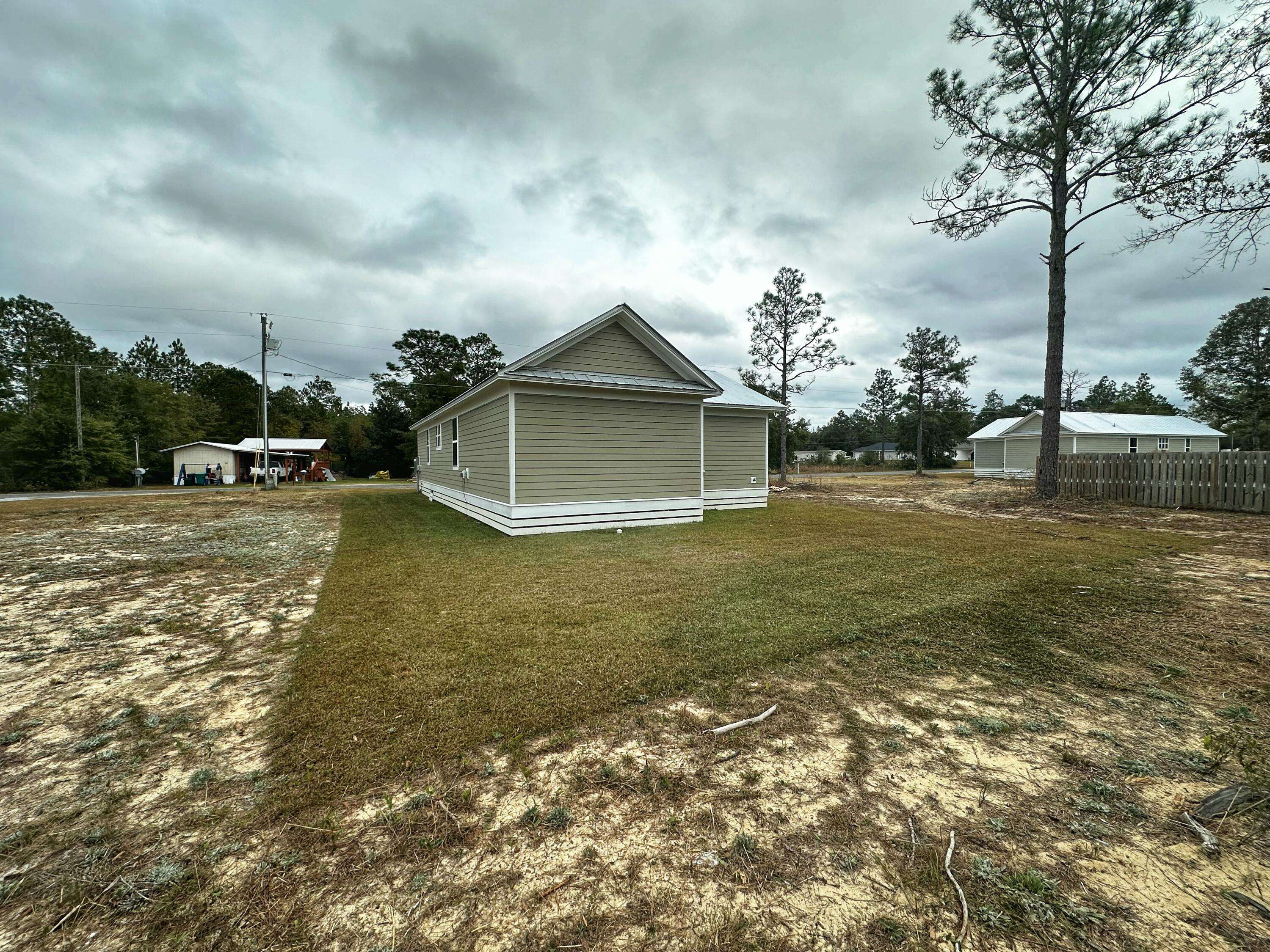 Defuniak Springs, FL 32433,544 N Raphael Road