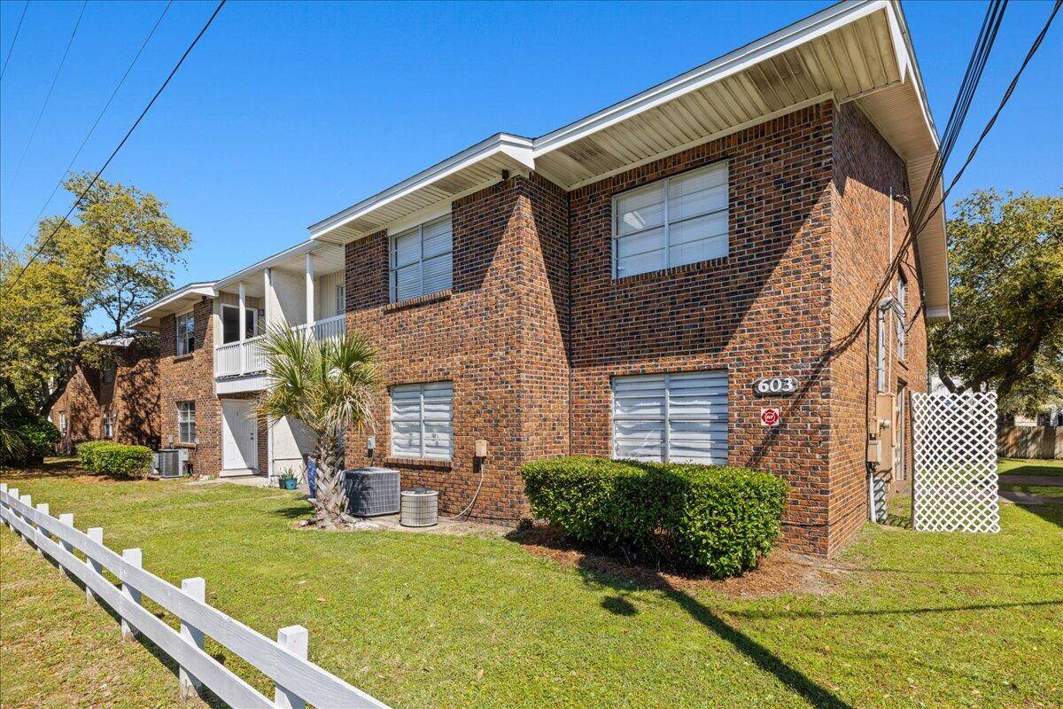 Fort Walton Beach, FL 32547,603 Colonial Drive  #APT 1