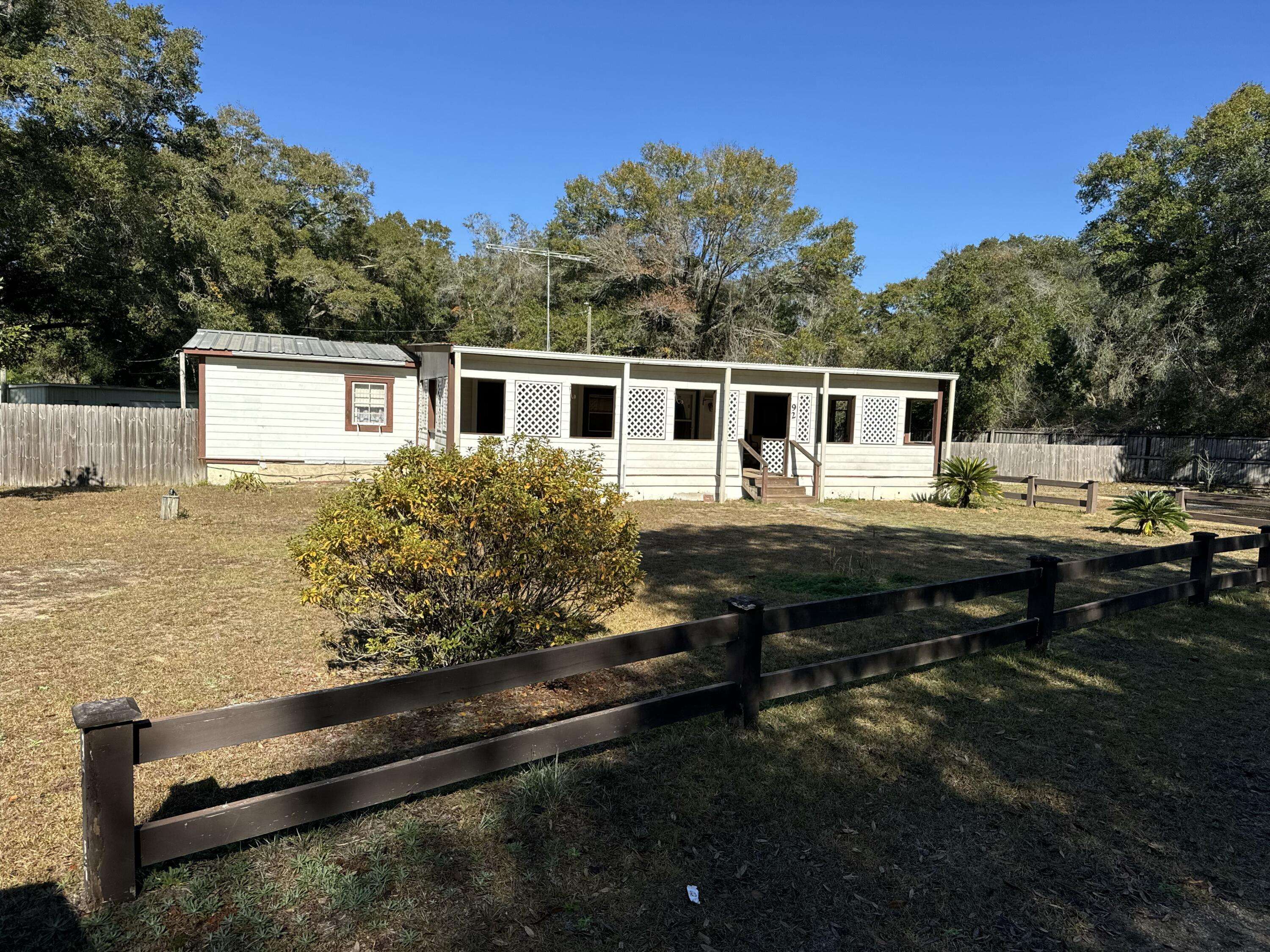 Defuniak Springs, FL 32433,92 W Roberts Road