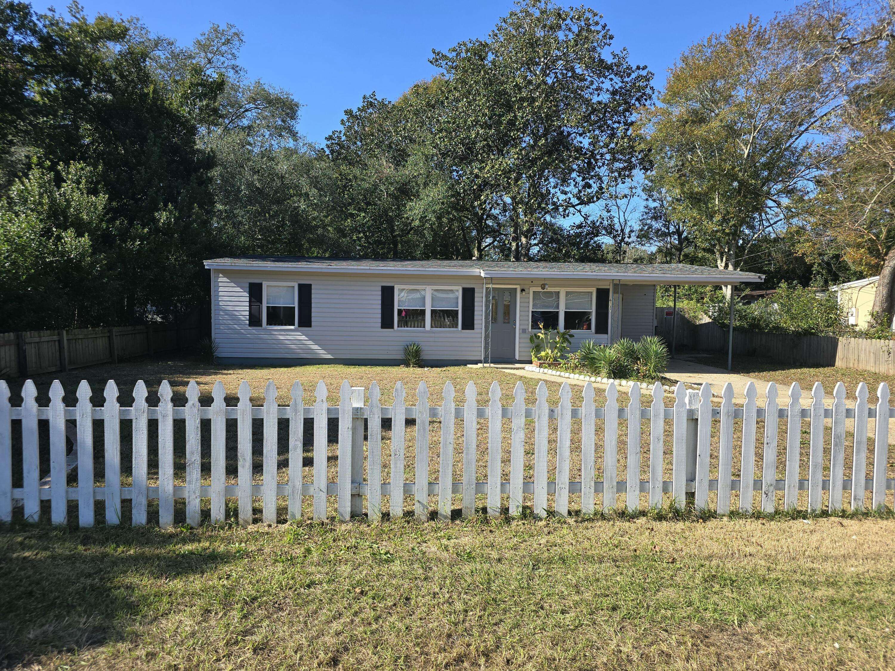 Milton, FL 32570,6137 Patricia Avenue