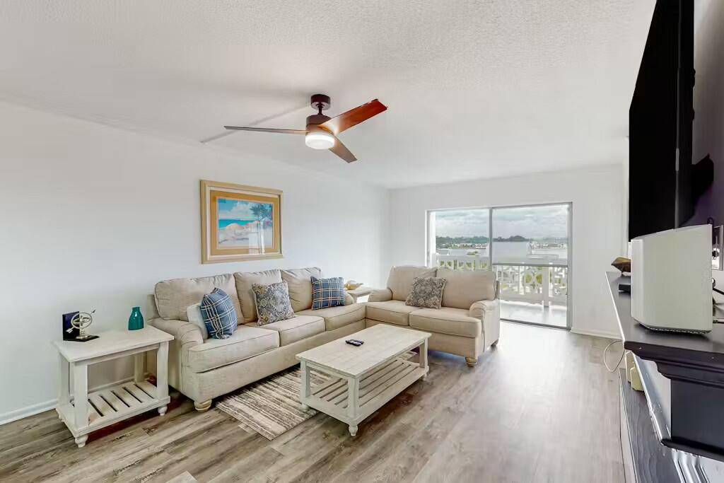 Fort Walton Beach, FL 32548,909 Santa Rosa Boulevard  #UNIT 546