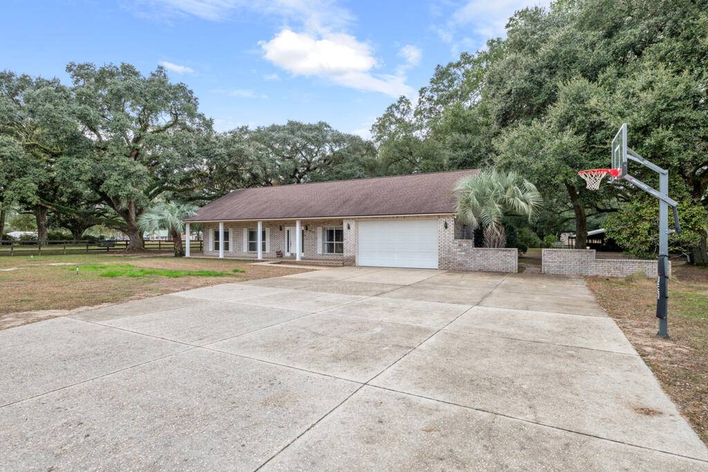 Milton, FL 32570,5481 Lem Street