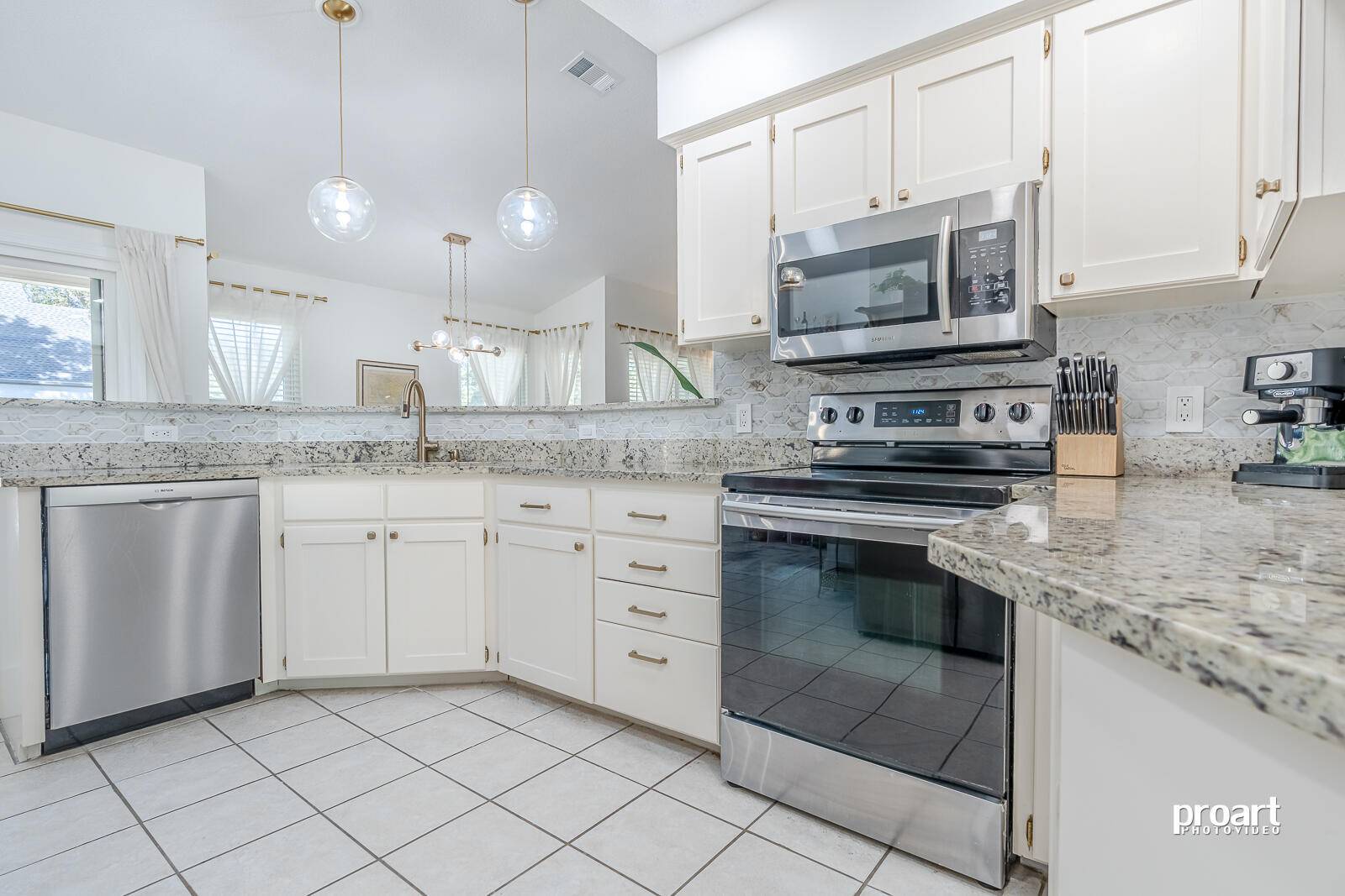 Destin, FL 32541,700 Vintage Circle