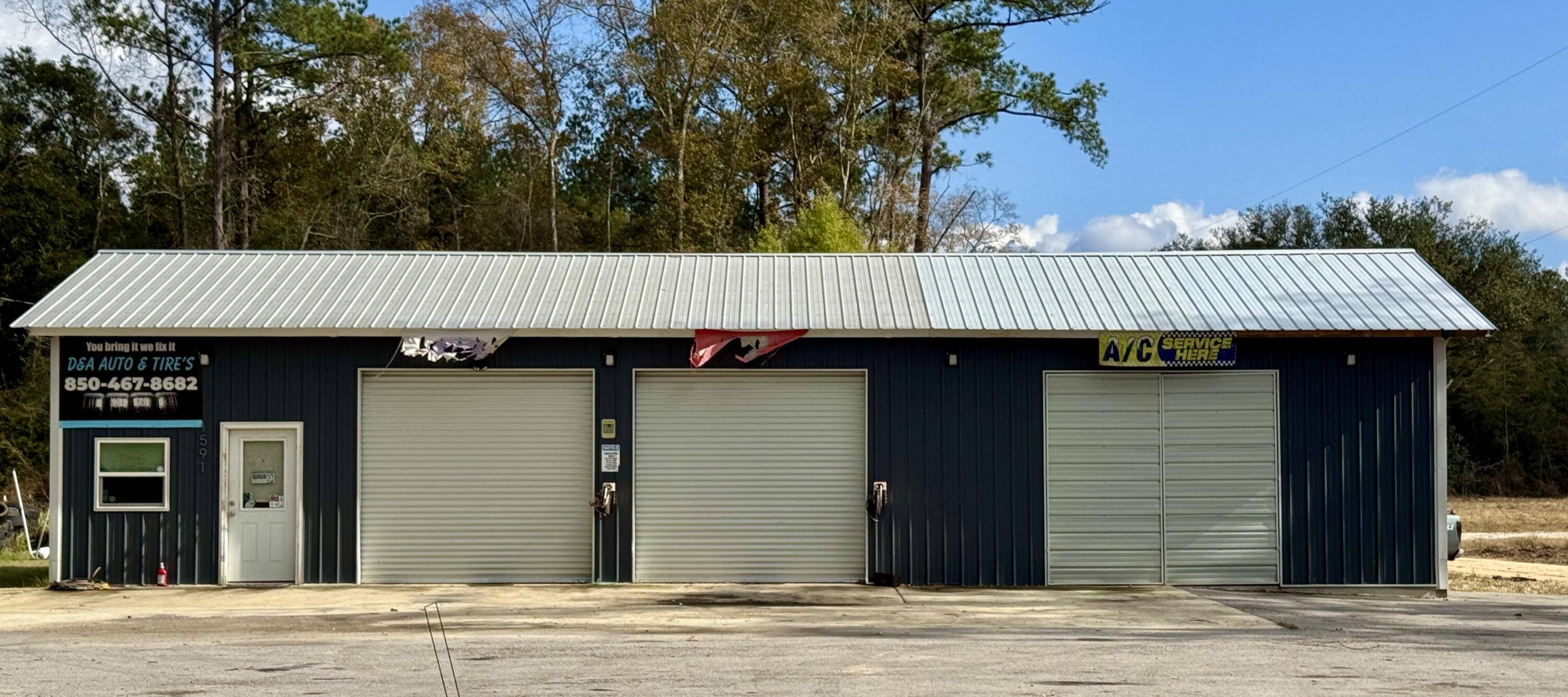Ponce De Leon, FL 32455,1591 Joe Manning Rd Road