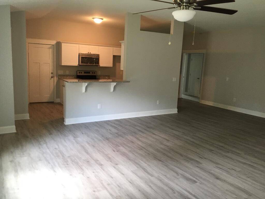 Navarre, FL 32566,9234 E River Drive