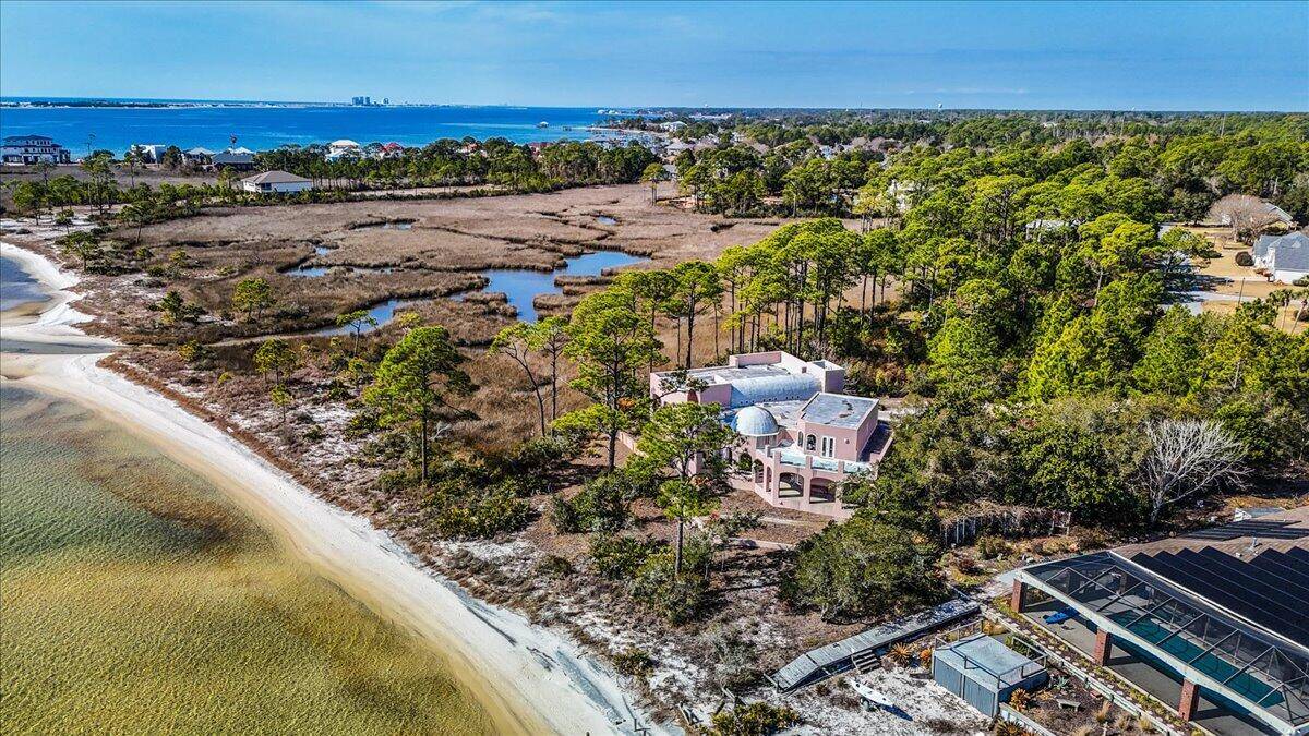 Mary Esther, FL 32569,221 Wynnehaven Beach Road