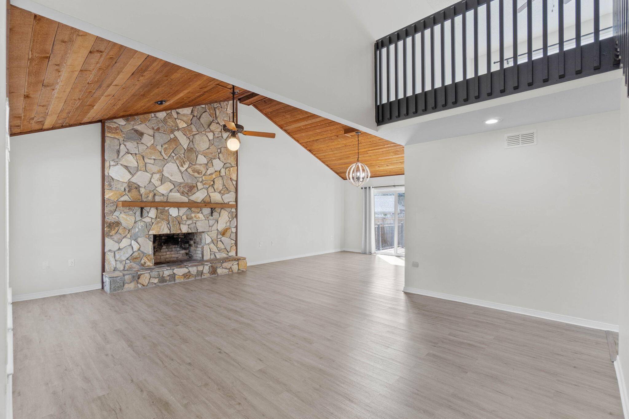 Shalimar, FL 32579,54 Country Club Road
