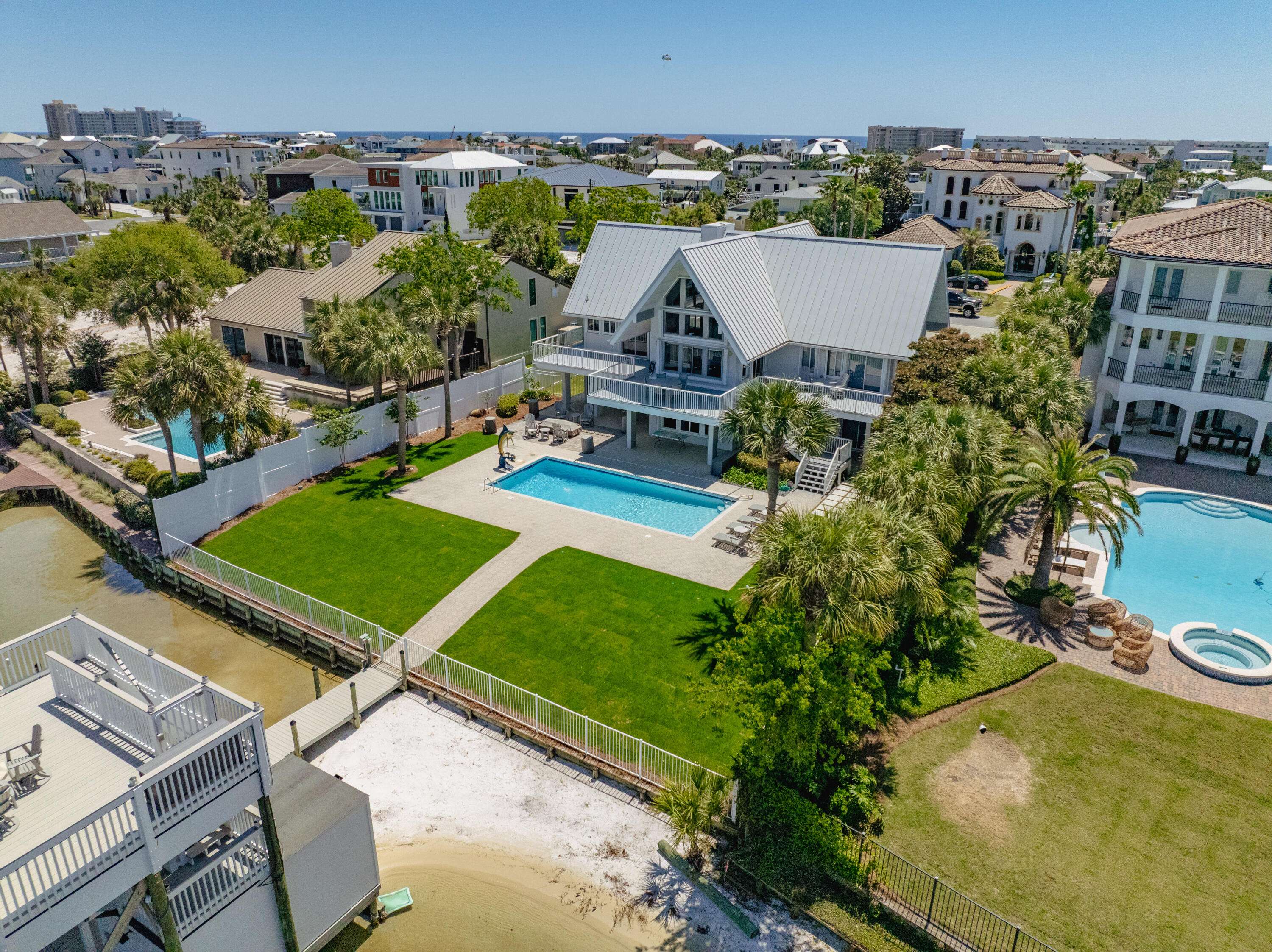 Destin, FL 32541,519 Norriego Road