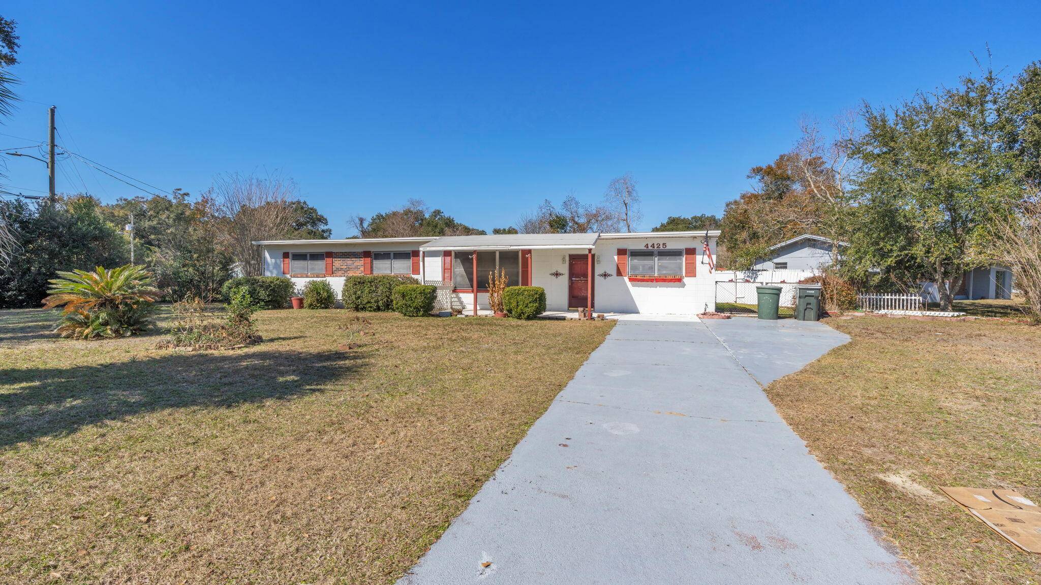 Pensacola, FL 32505,4425 Chantilly Way