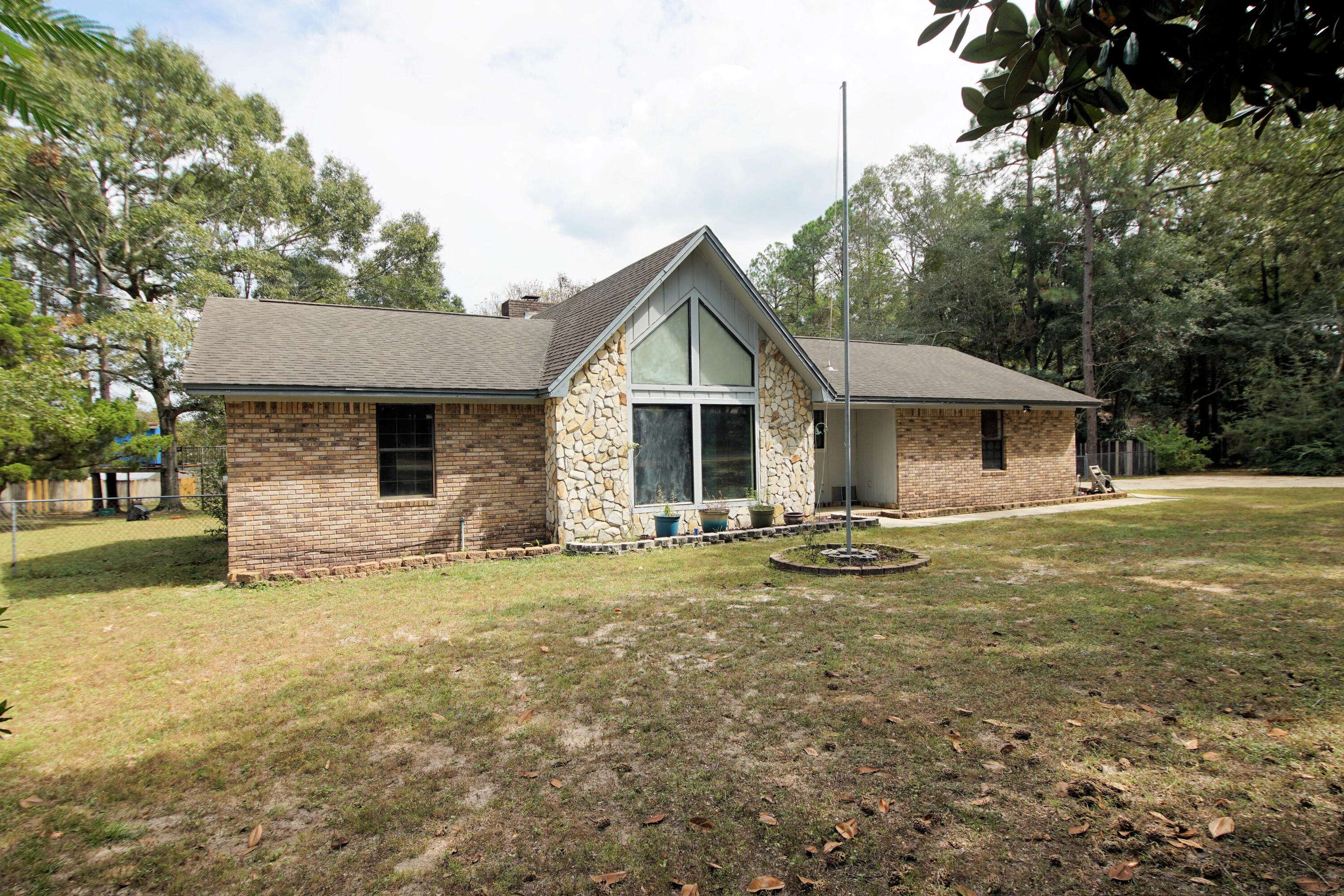 Crestview, FL 32536,6077 Terrace Lane