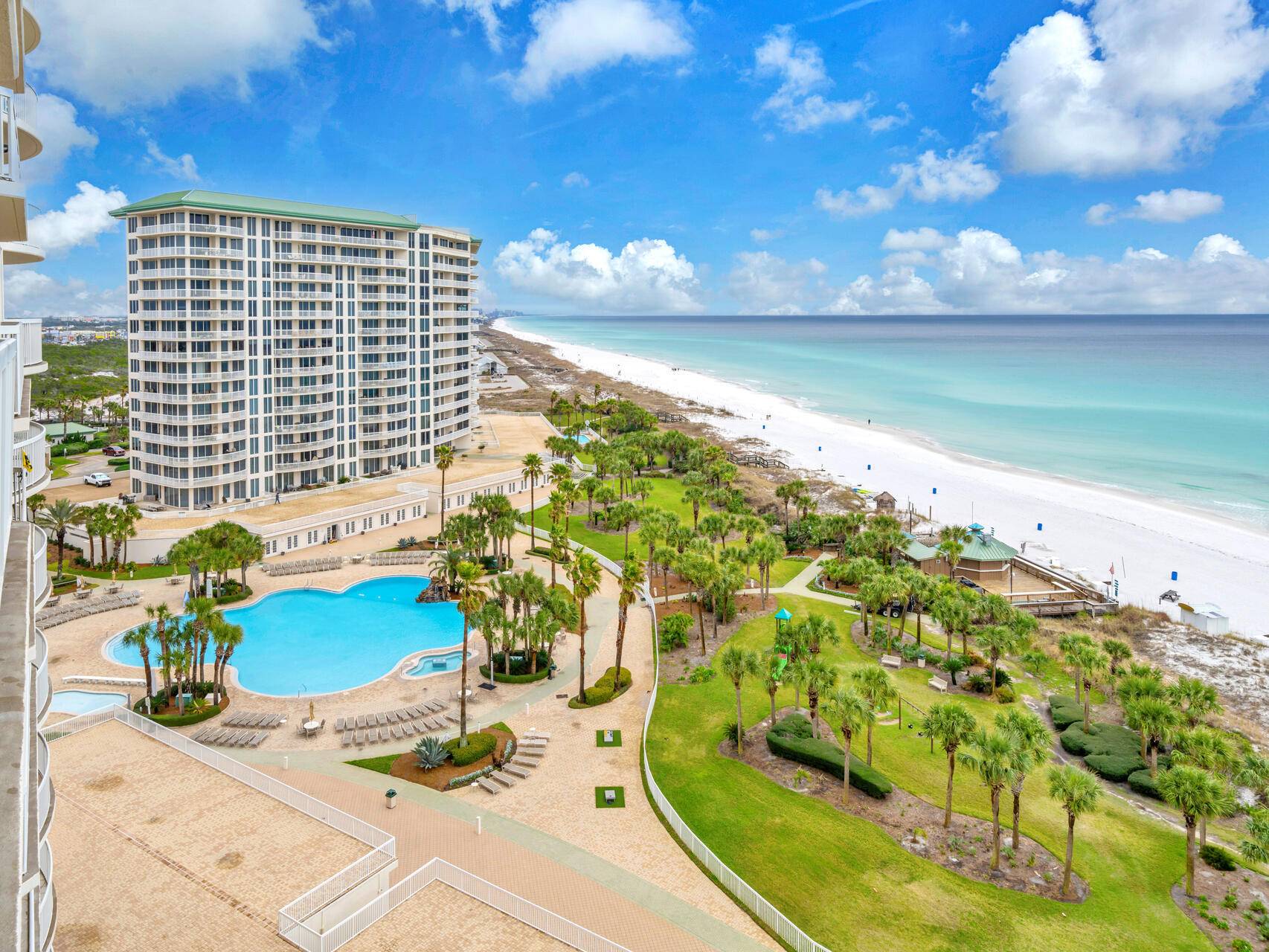 Destin, FL 32541,15200 Emerald Coast Parkway  #UNIT 1105