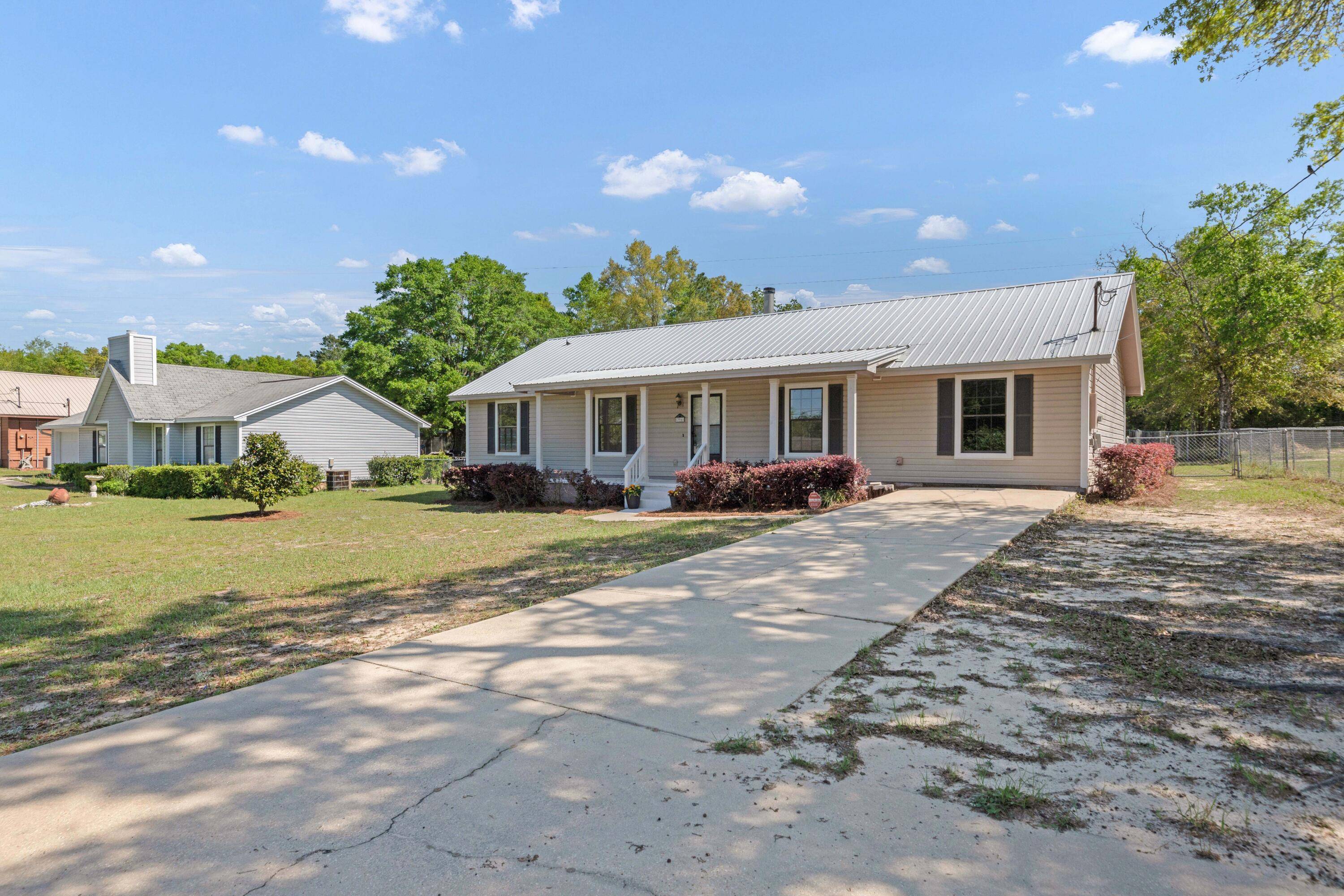 Defuniak Springs, FL 32433,396 Lakeview Drive