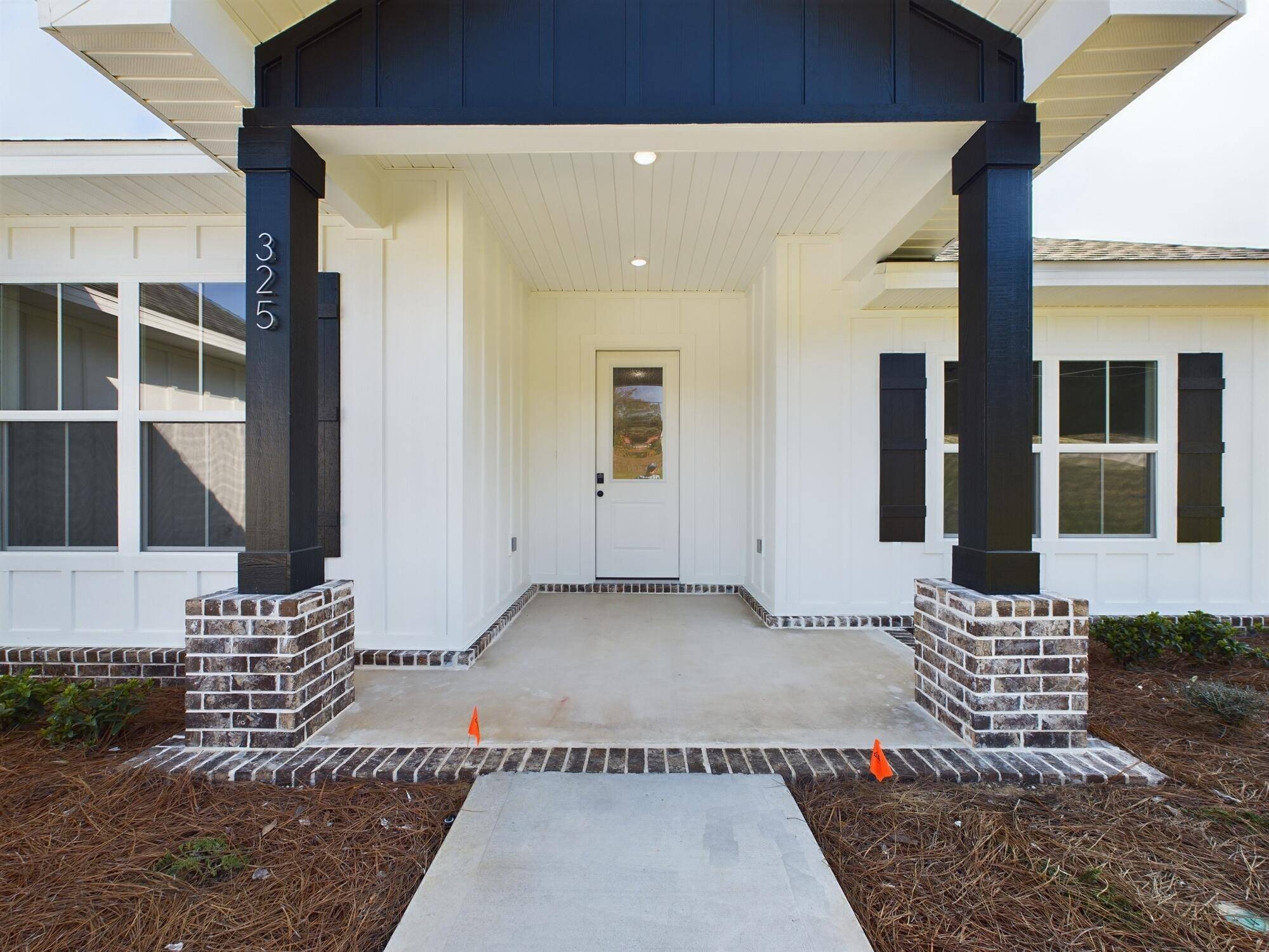 Crestview, FL 32539,325 Shoal River Drive