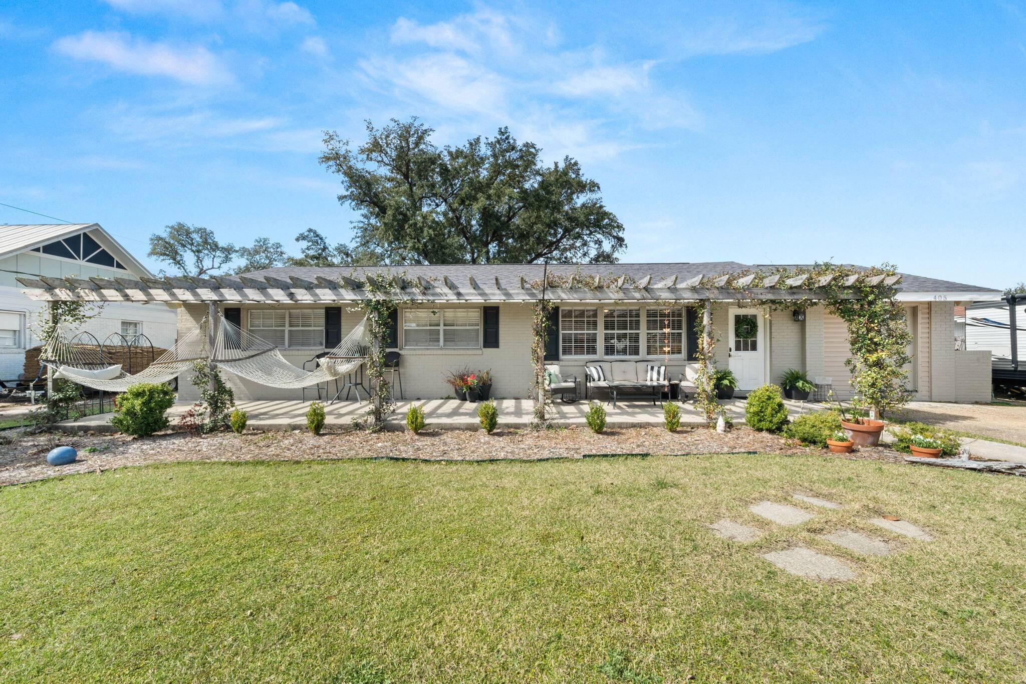 Gulf Breeze, FL 32561,405 Navarre Street