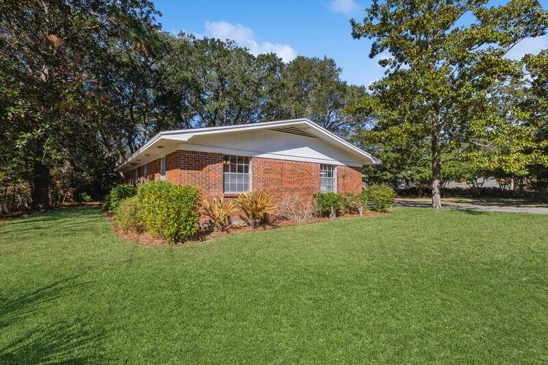 Shalimar, FL 32579,15 Bayview Drive