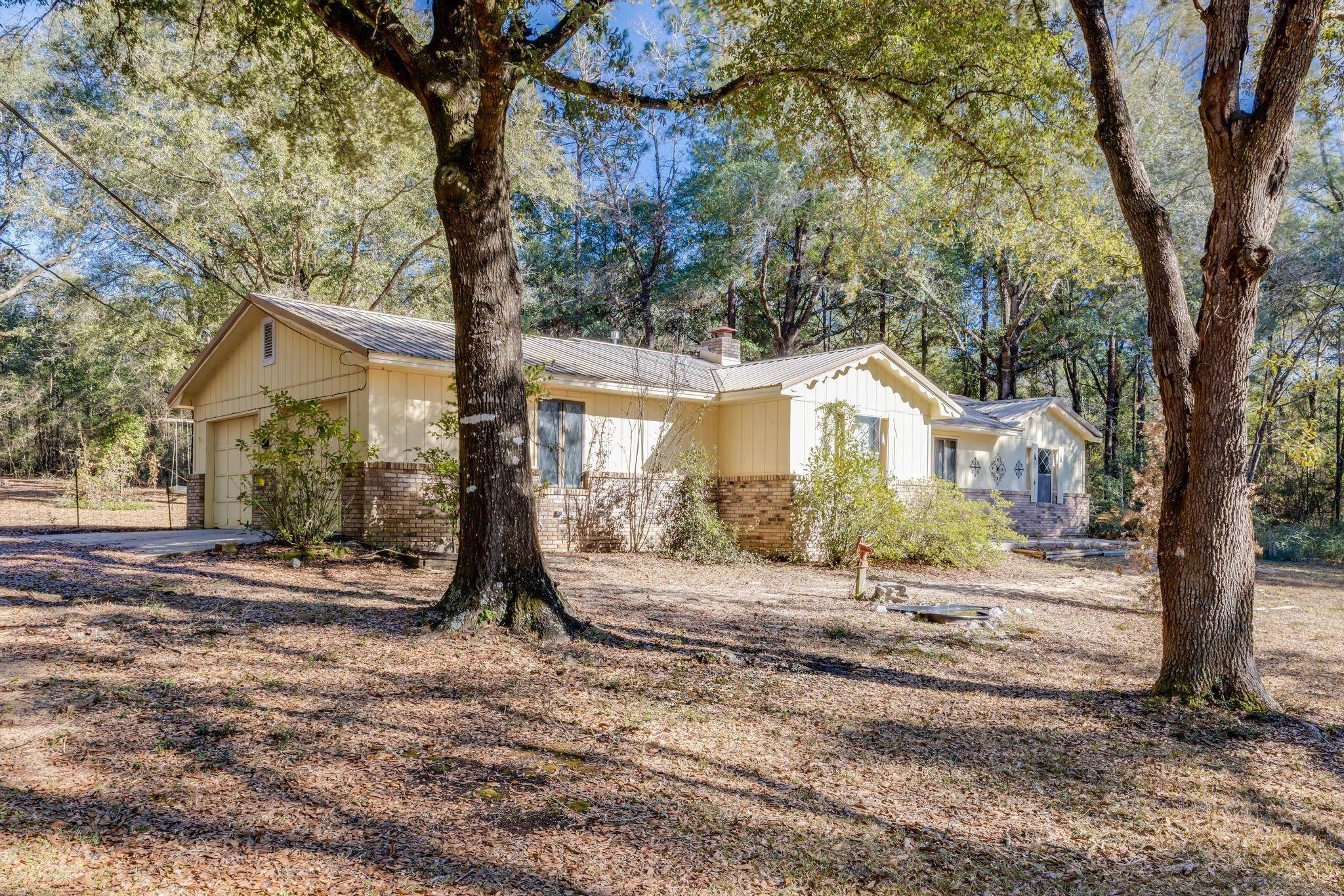 Crestview, FL 32539,6359 Shangri La Road