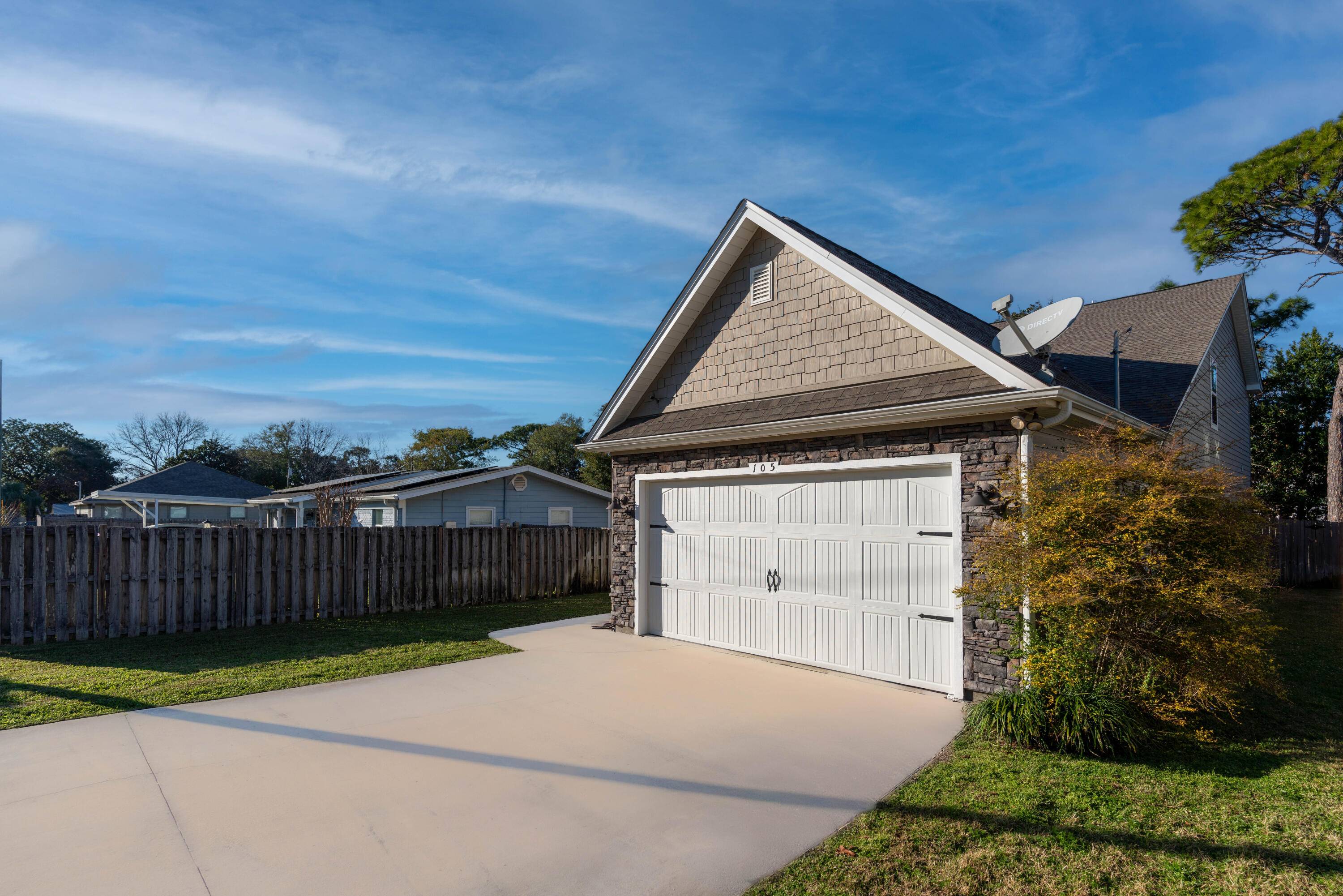 Shalimar, FL 32579,105 3rd Avenue