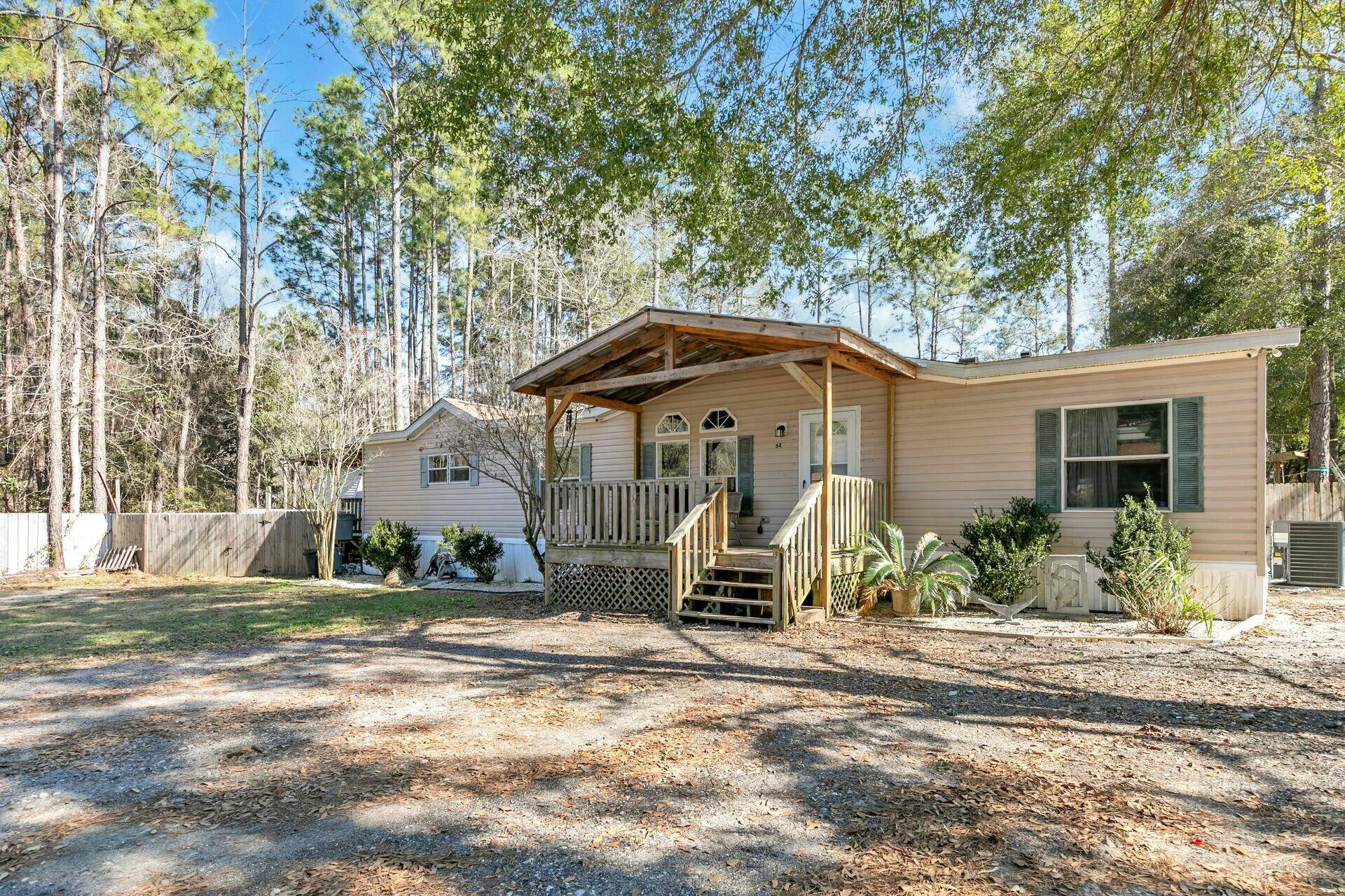 Freeport, FL 32439,64 Creekside Waterview Court