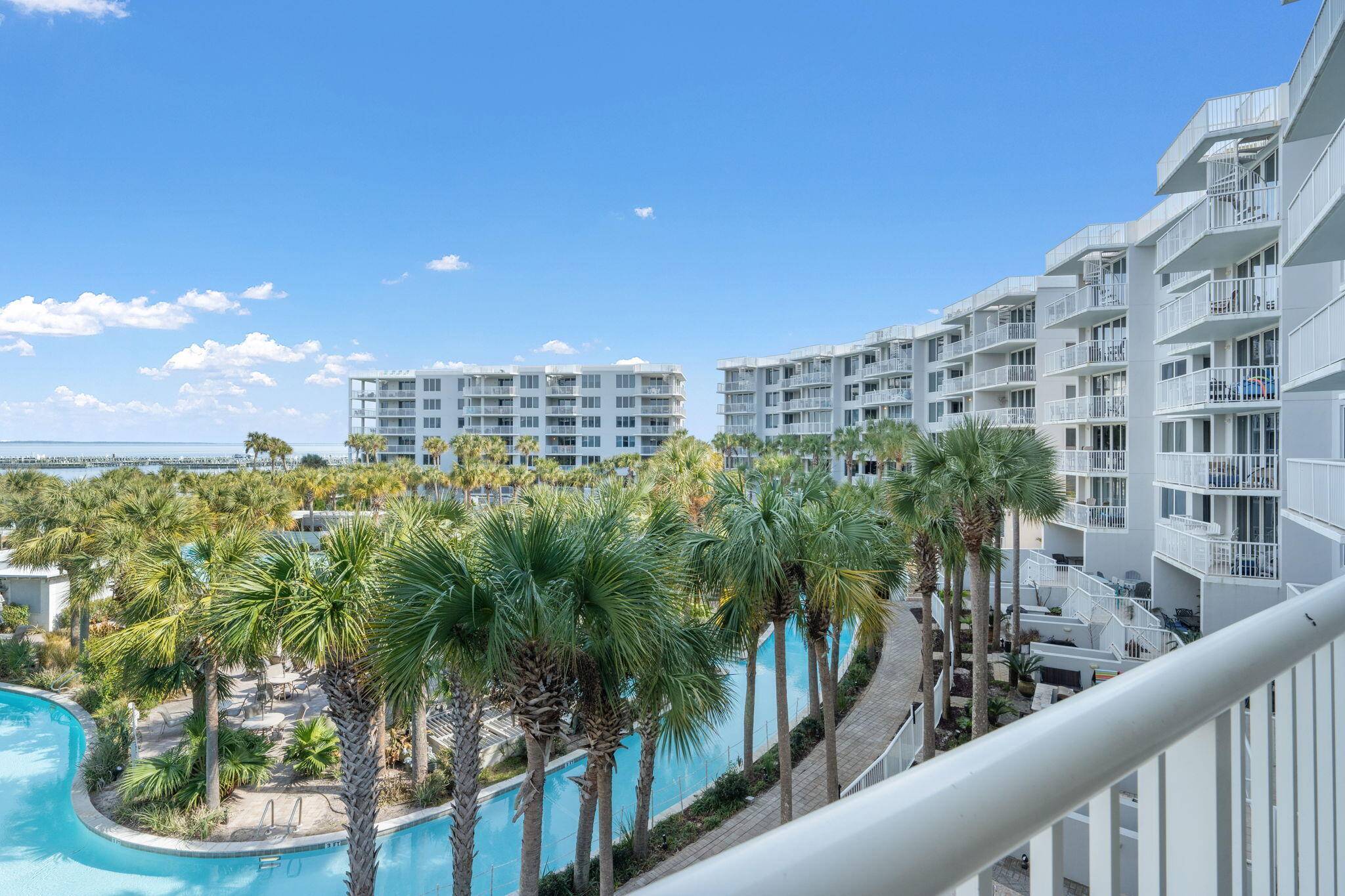 Fort Walton Beach, FL 32548,1322 SE Miracle Strip Parkway  #UNIT 401