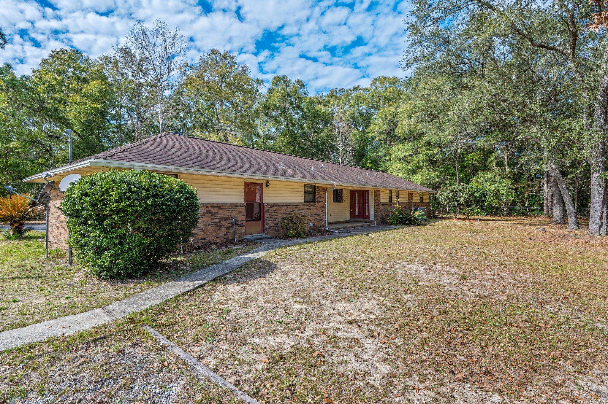 Crestview, FL 32536,207 Shell Drive