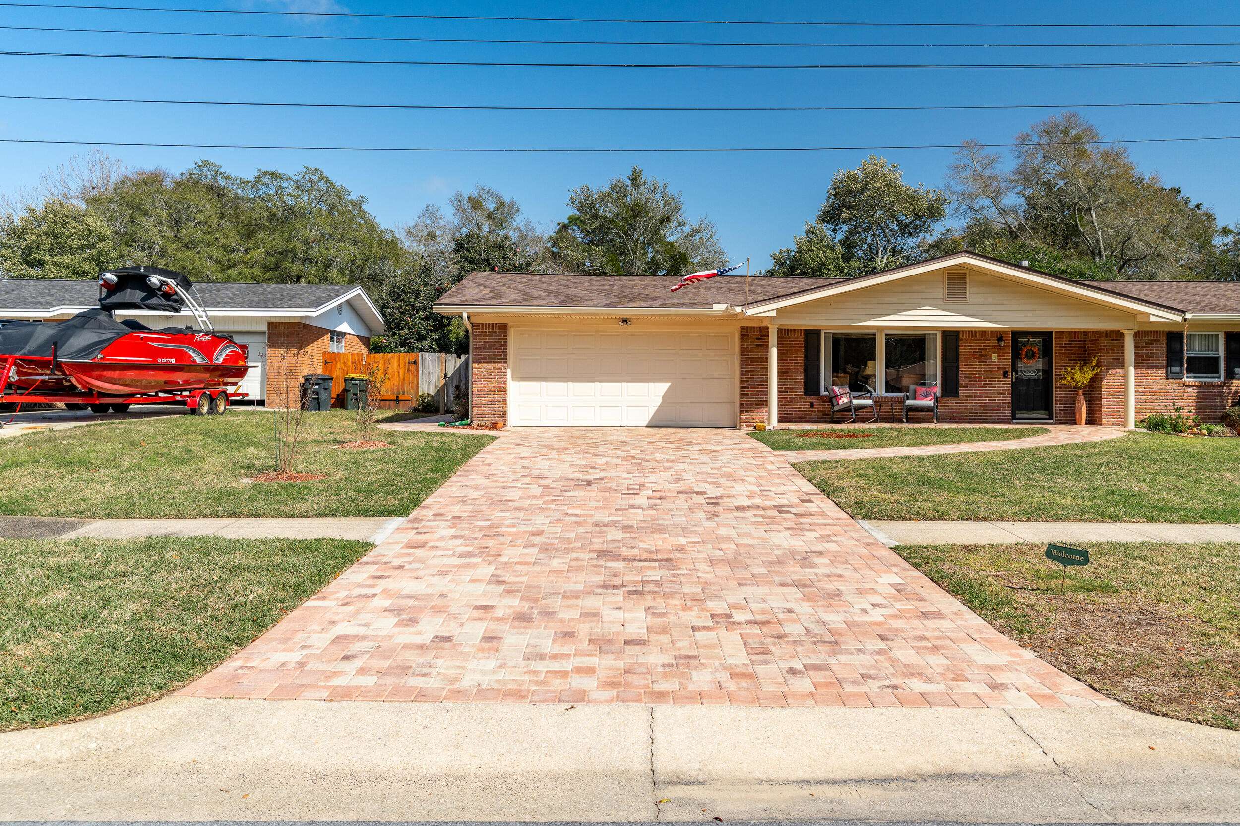 Fort Walton Beach, FL 32547,666 NE Fairway Avenue