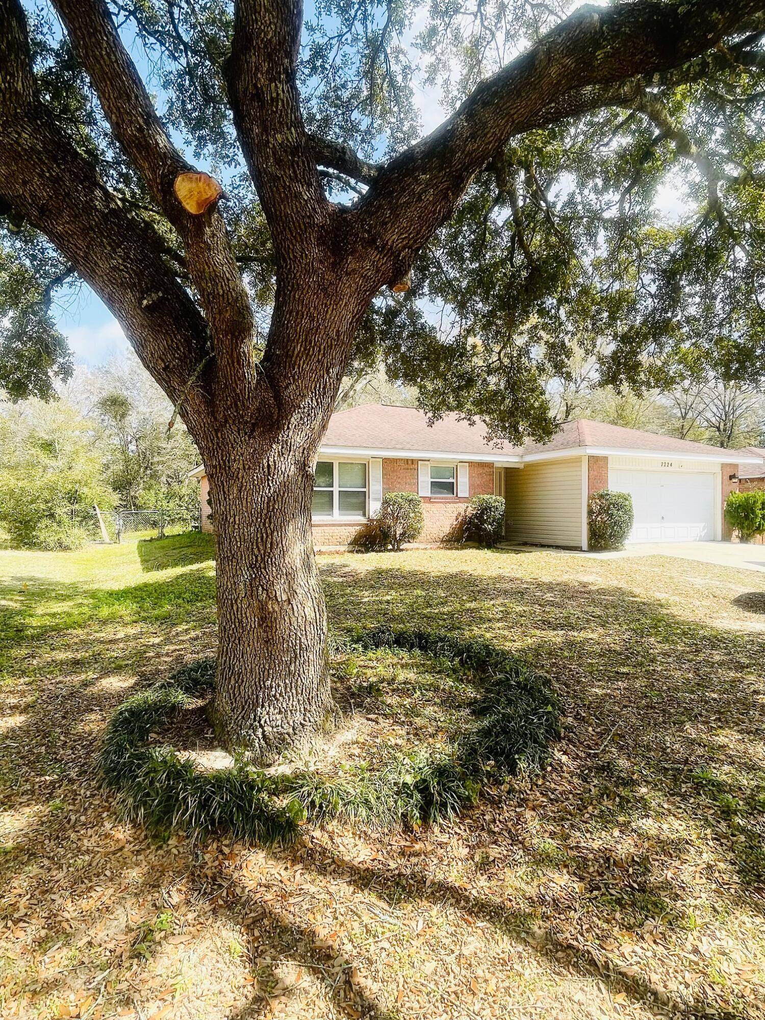 Milton, FL 32570,7224 Birdie Lane