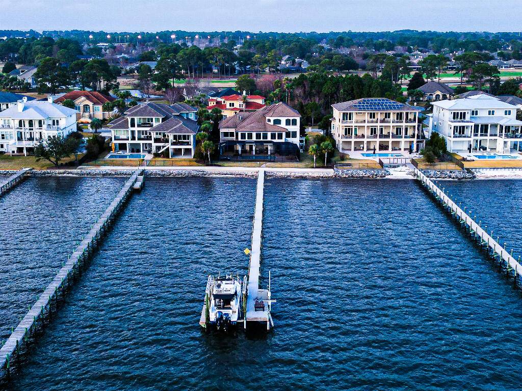 Gulf Breeze, FL 32563,3995 W Madura Road
