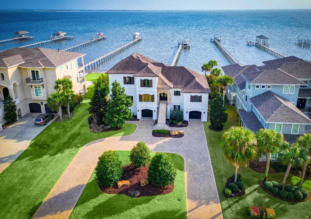 Gulf Breeze, FL 32563,3995 W Madura Road
