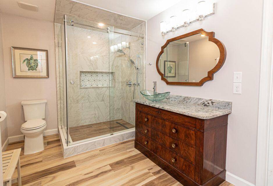 Navarre, FL 32566,8468 Gulf Boulevard  #2 & 3