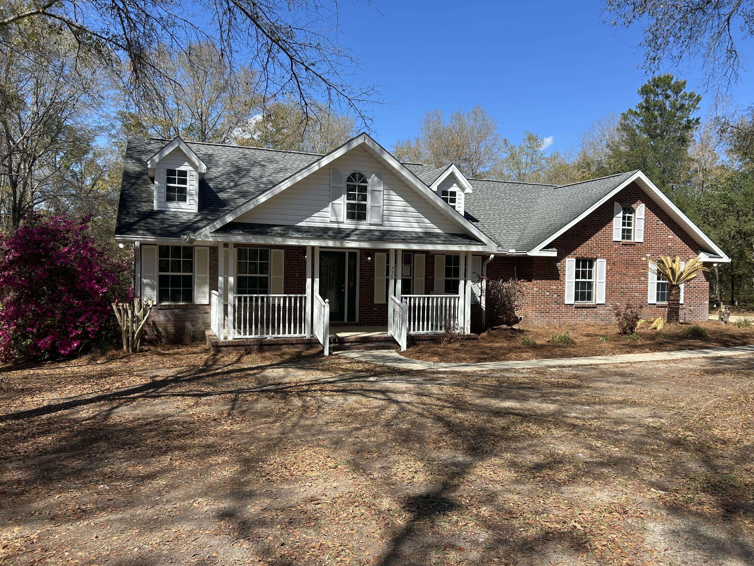Defuniak Springs, FL 32433,735 Mill Creek Drive