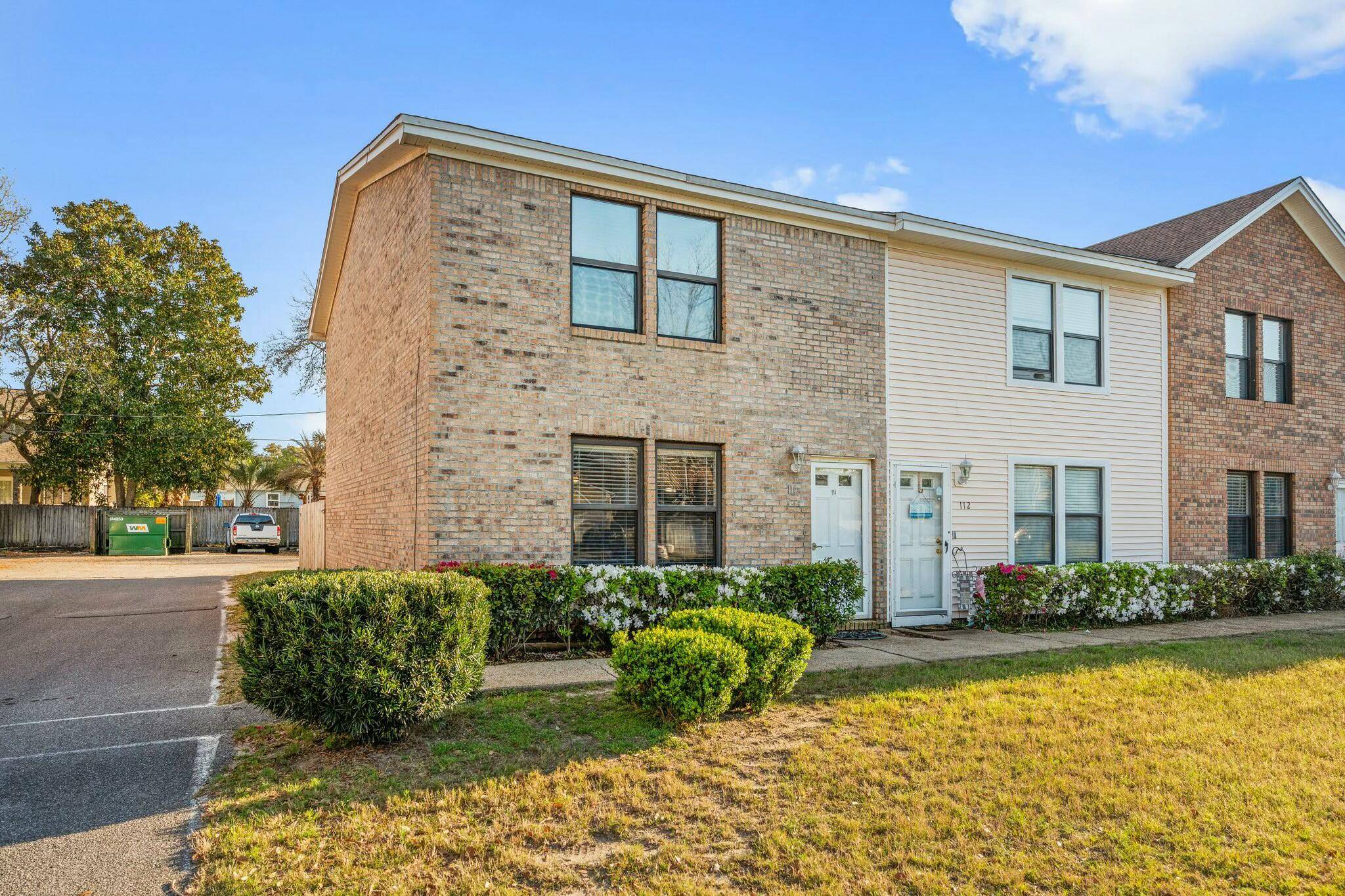 Shalimar, FL 32579,114 4th Avenue
