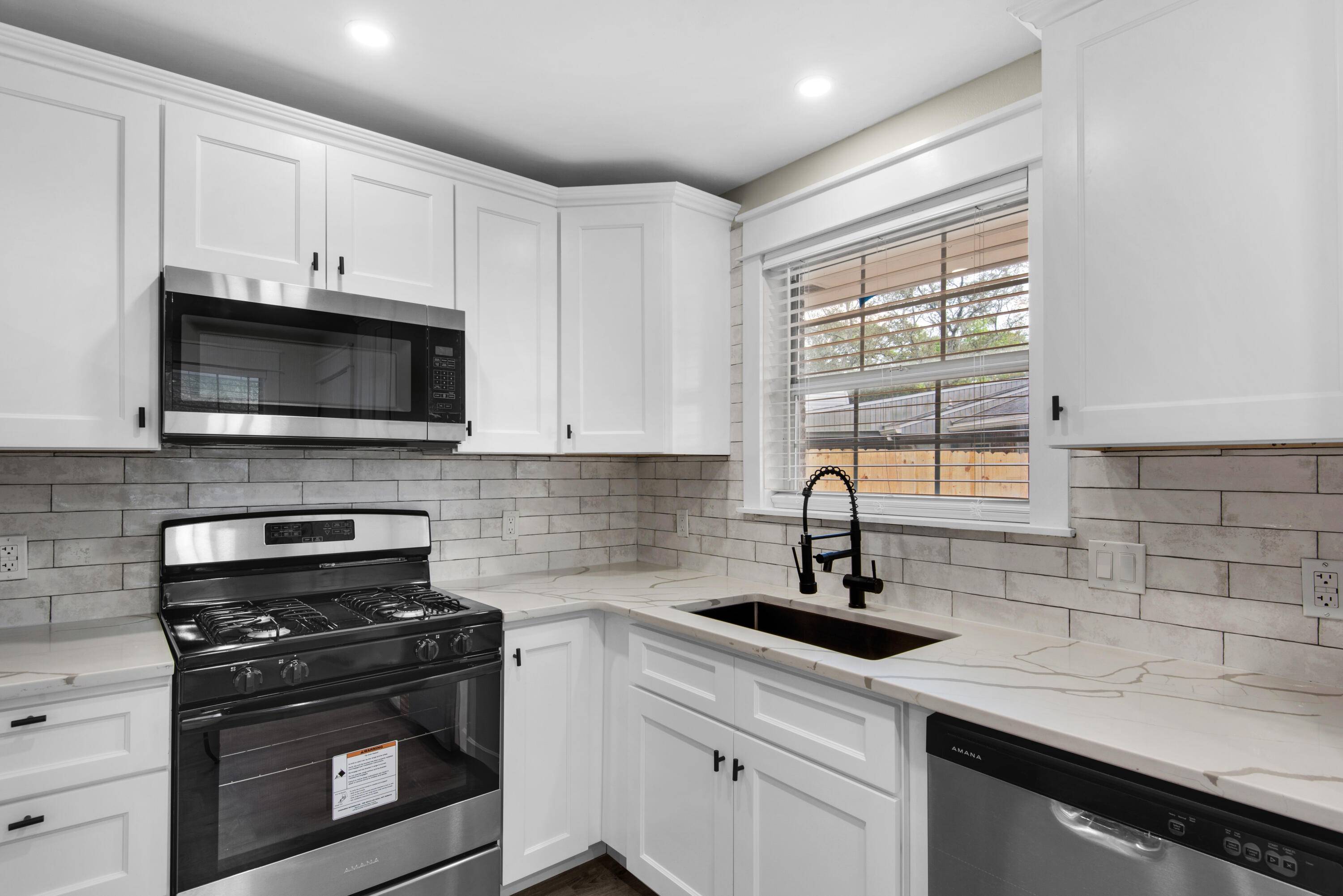 Mary Esther, FL 32569,4 Magnolia Drive