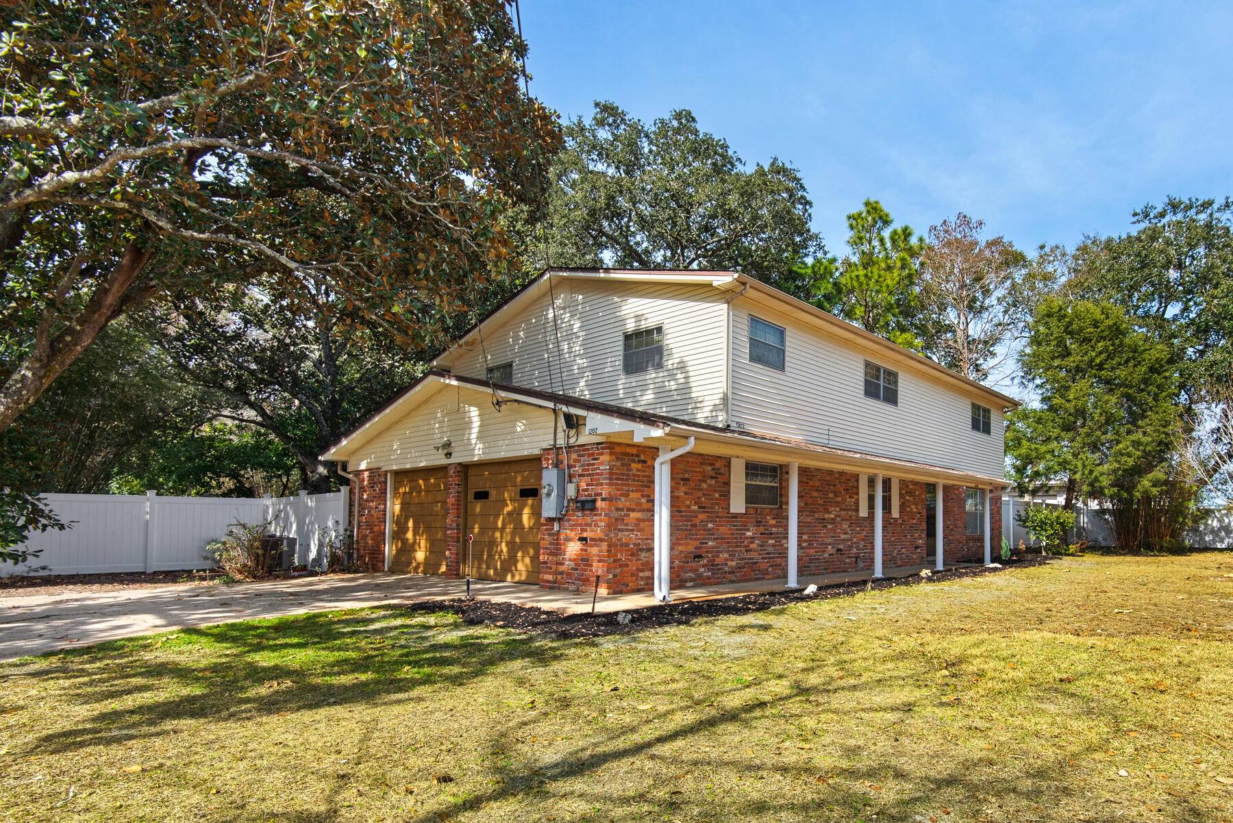 Fort Walton Beach, FL 32547,1202 NE Beachview Drive