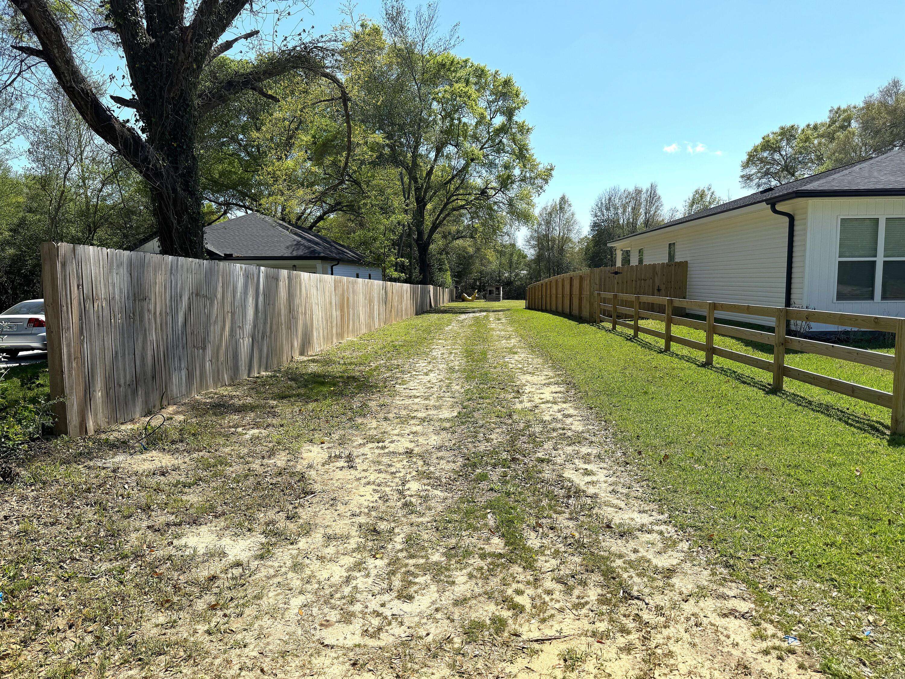 Crestview, FL 32536,2932 McCarty Avenue