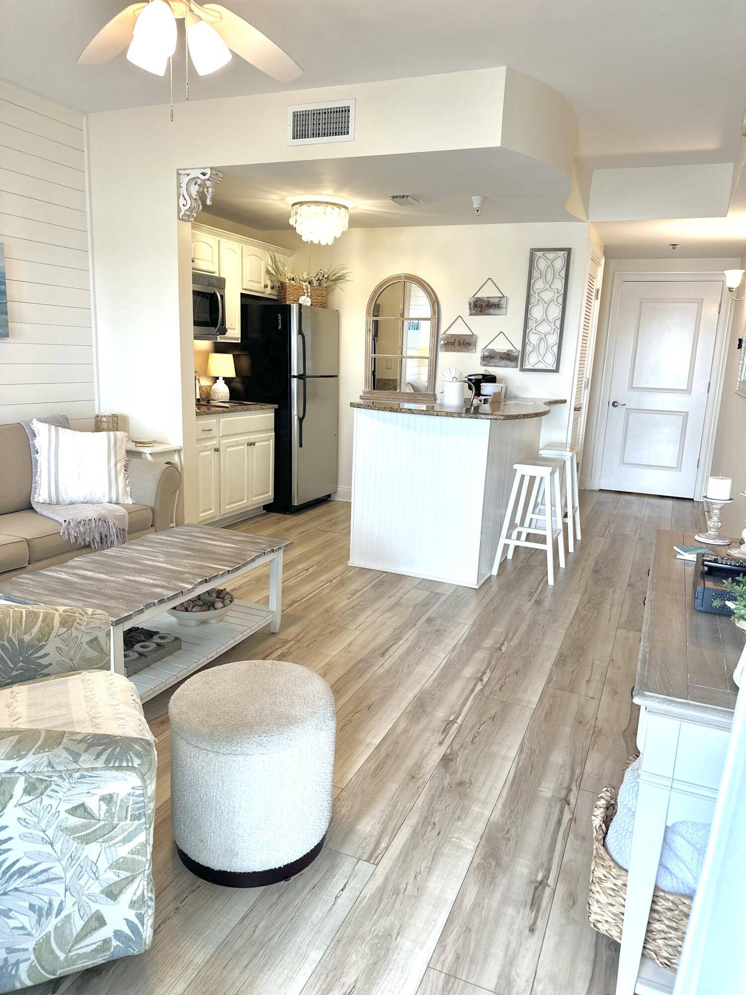 Panama City Beach, FL 32413,114 Carillon Market Street  #412