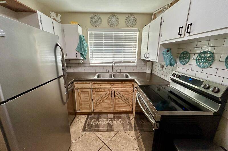 Fort Walton Beach, FL 32548,45 NE Arizona Drive