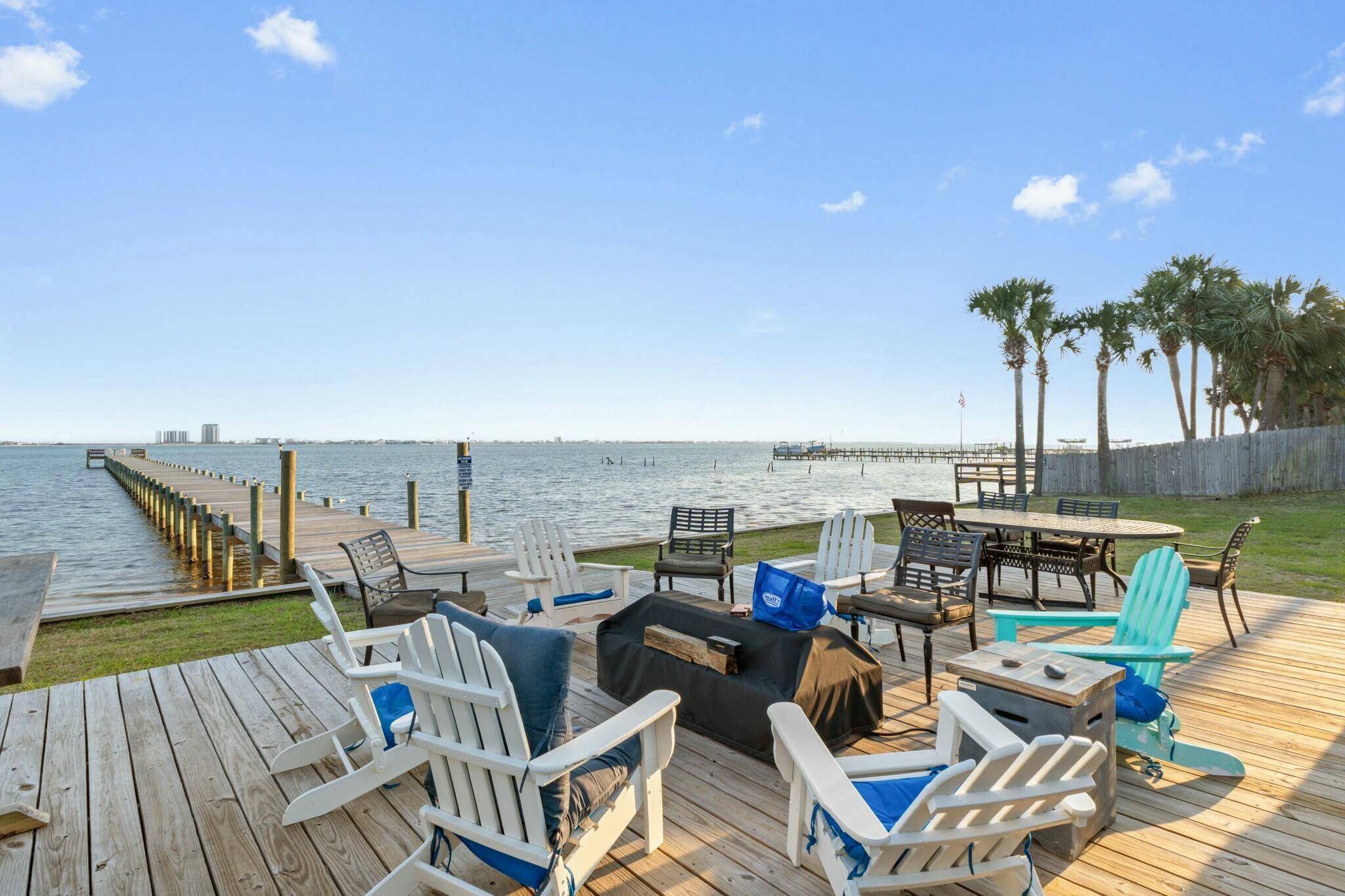 Navarre, FL 32566,8253 Navarre Parkway  #D200