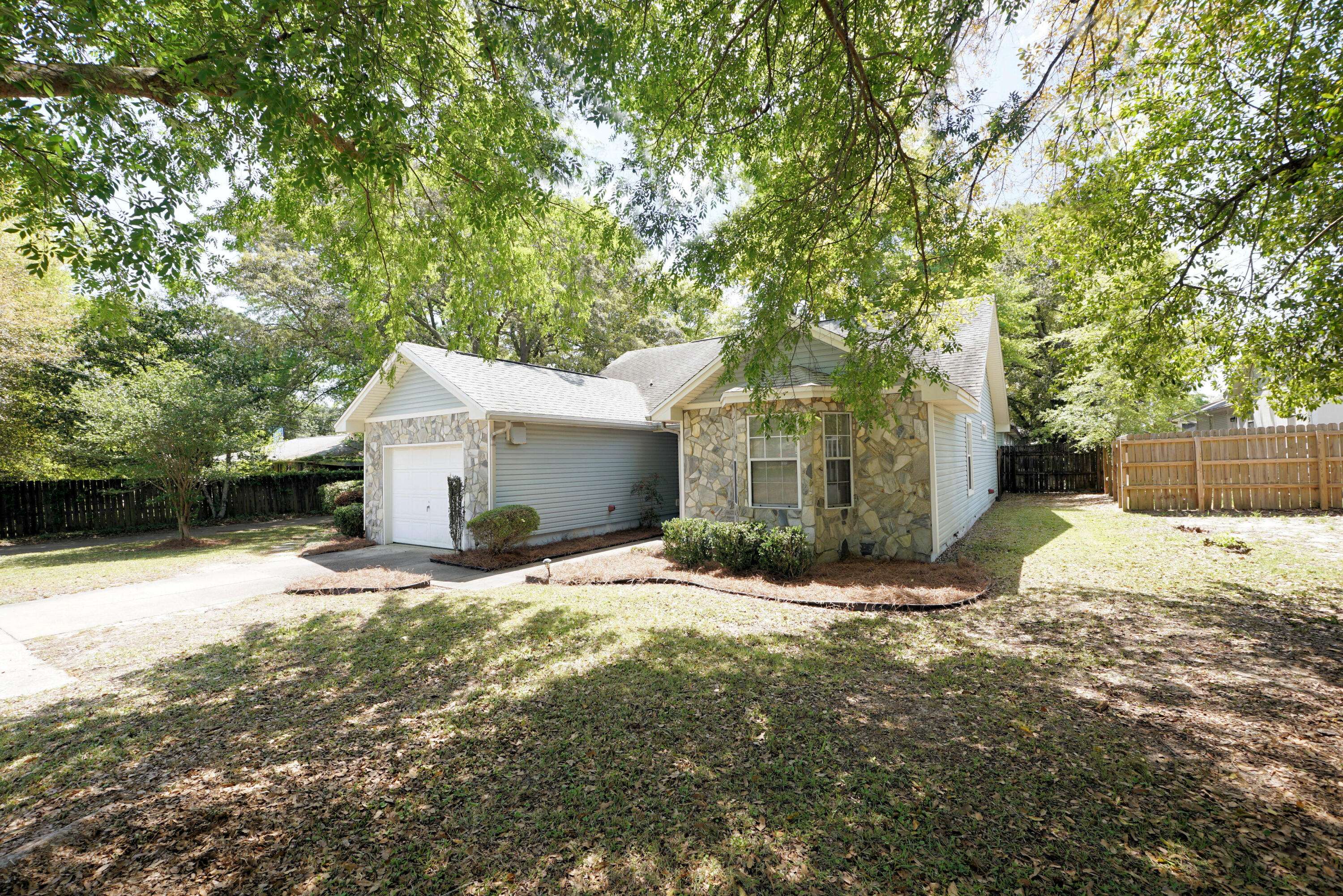 Shalimar, FL 32579,60 10Th Avenue  #UNIT A