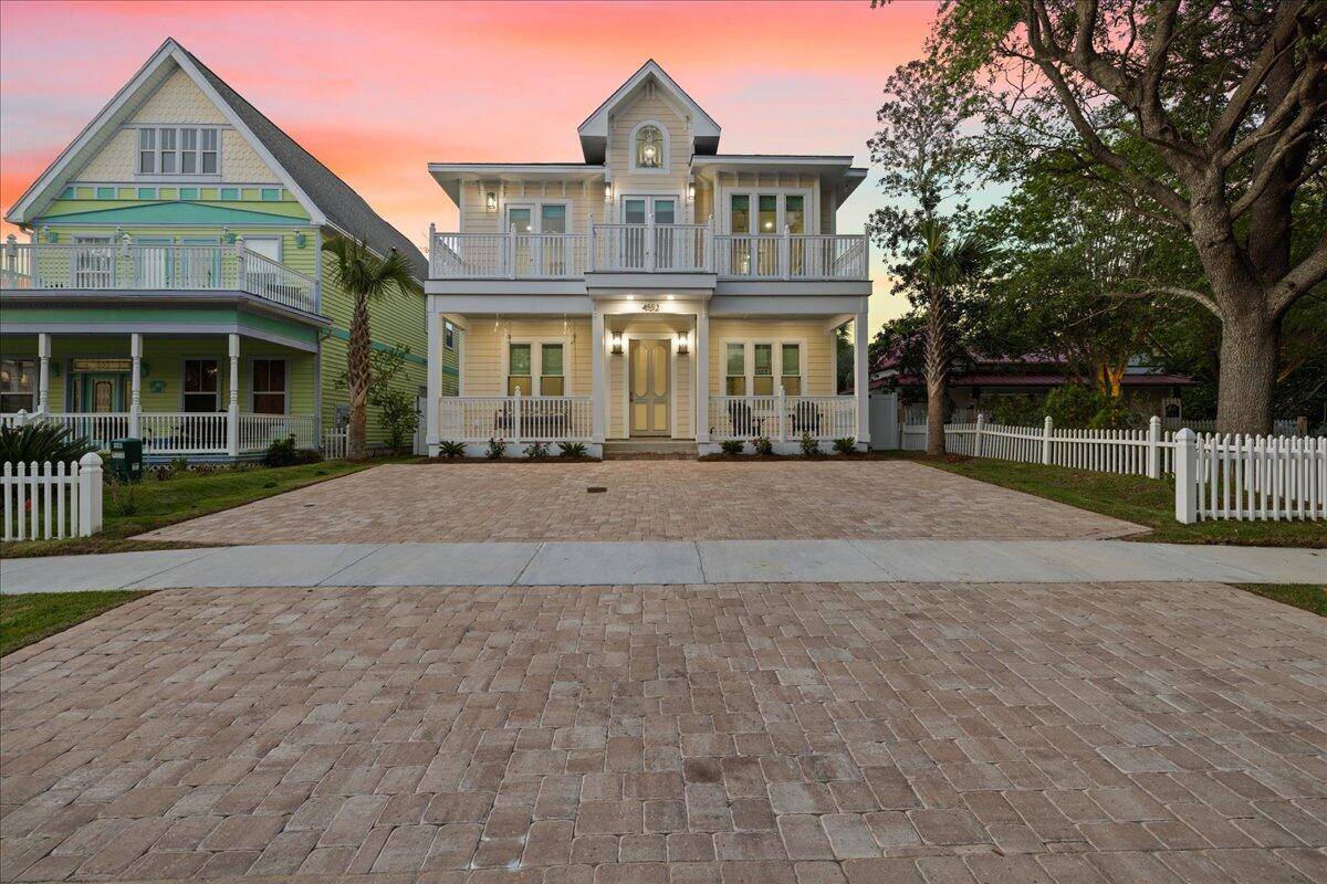 Destin, FL 32541,4552 Woodwind Drive