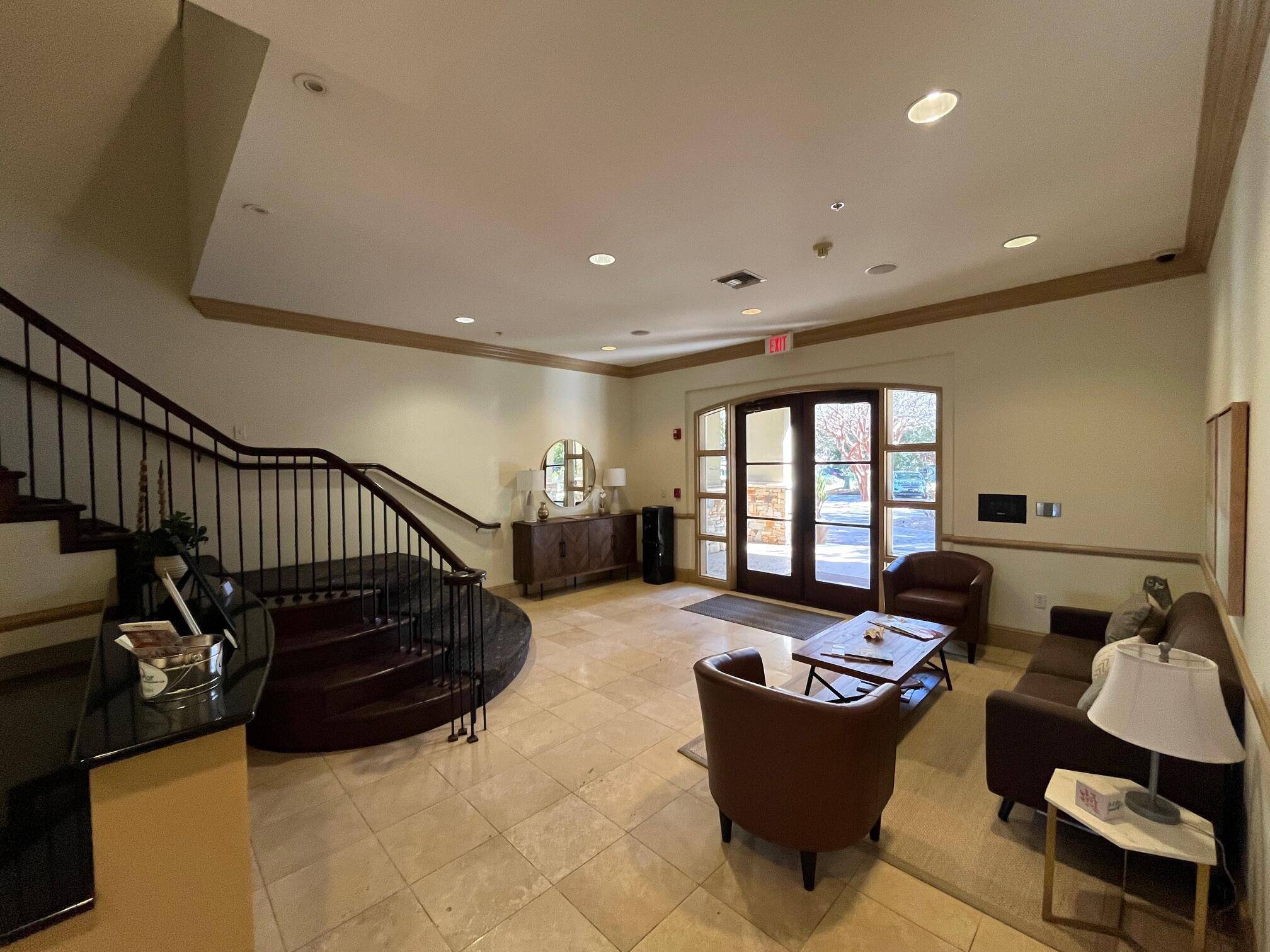 Destin, FL 32541,4393 E Commons Drive  #203